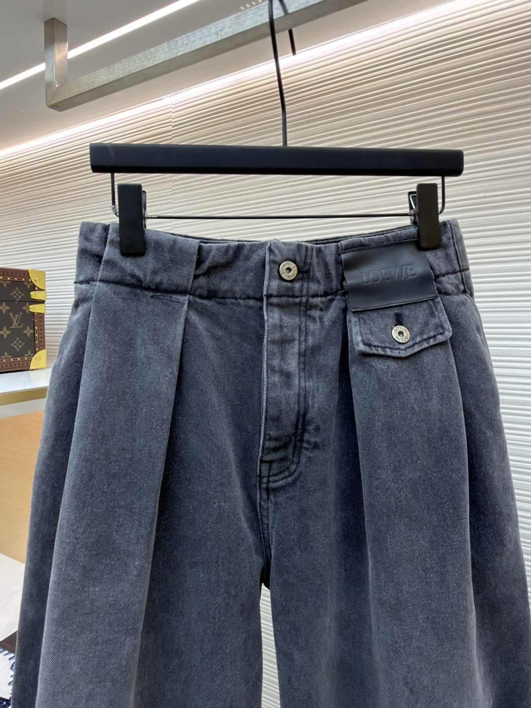 Loewe 罗意威 皮革贴片宽松牛仔裤 长裤 裤子 黑色 B0 H526Y11WAJ-1100