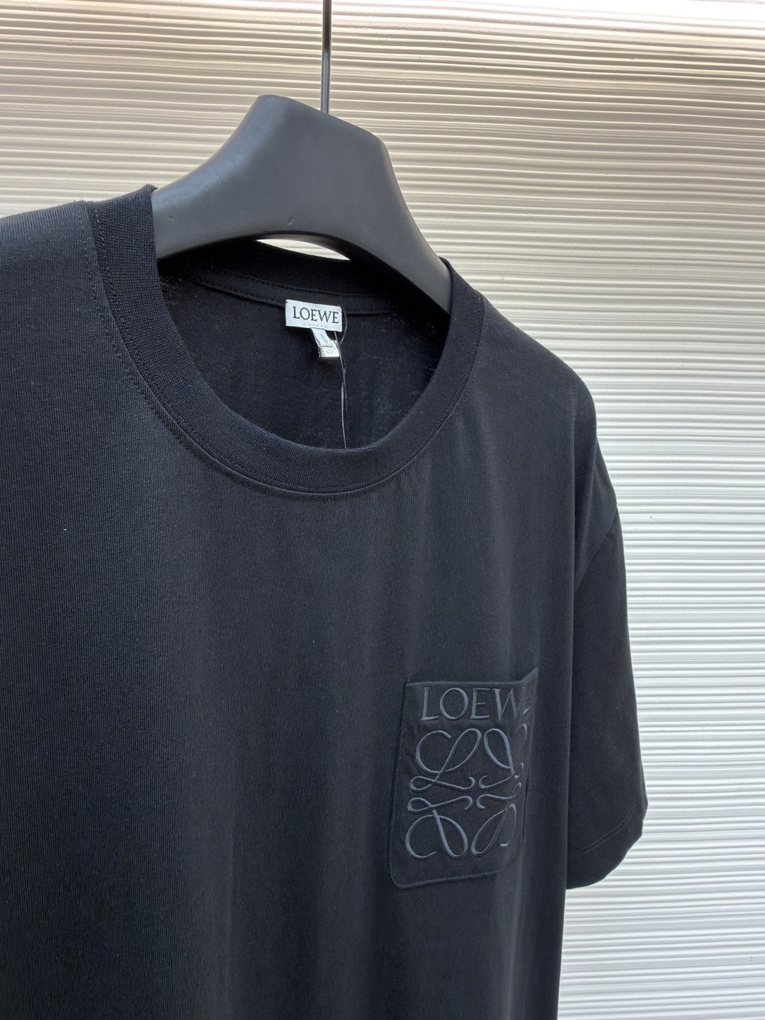 Loewe 口袋刺绣圆领短袖 T恤 夏季 白色 黑色 A2 H526Y22XBC-2100