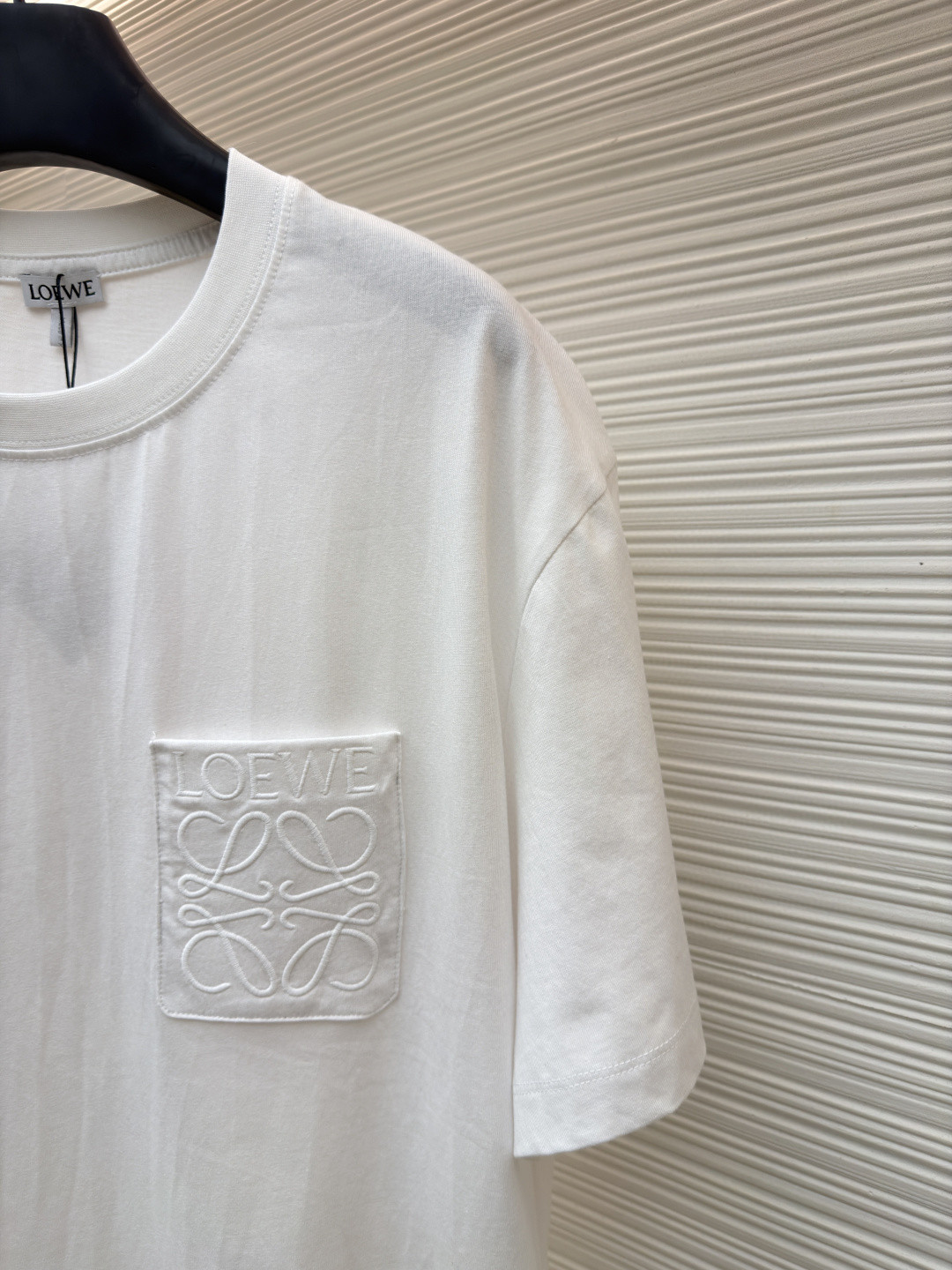 Loewe 口袋刺绣圆领短袖 T恤 夏季 白色 黑色 A2 H526Y22XBC-2100