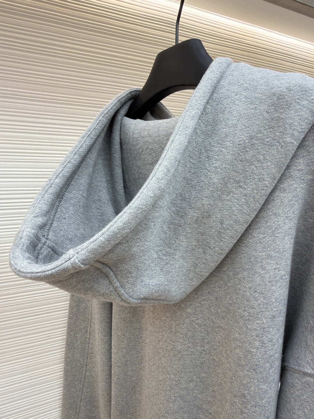 LOEWE 罗意威 皮革抽绳刺绣logo连帽卫衣 长袖 灰色 黑色 A7 H526Y25X53-1440