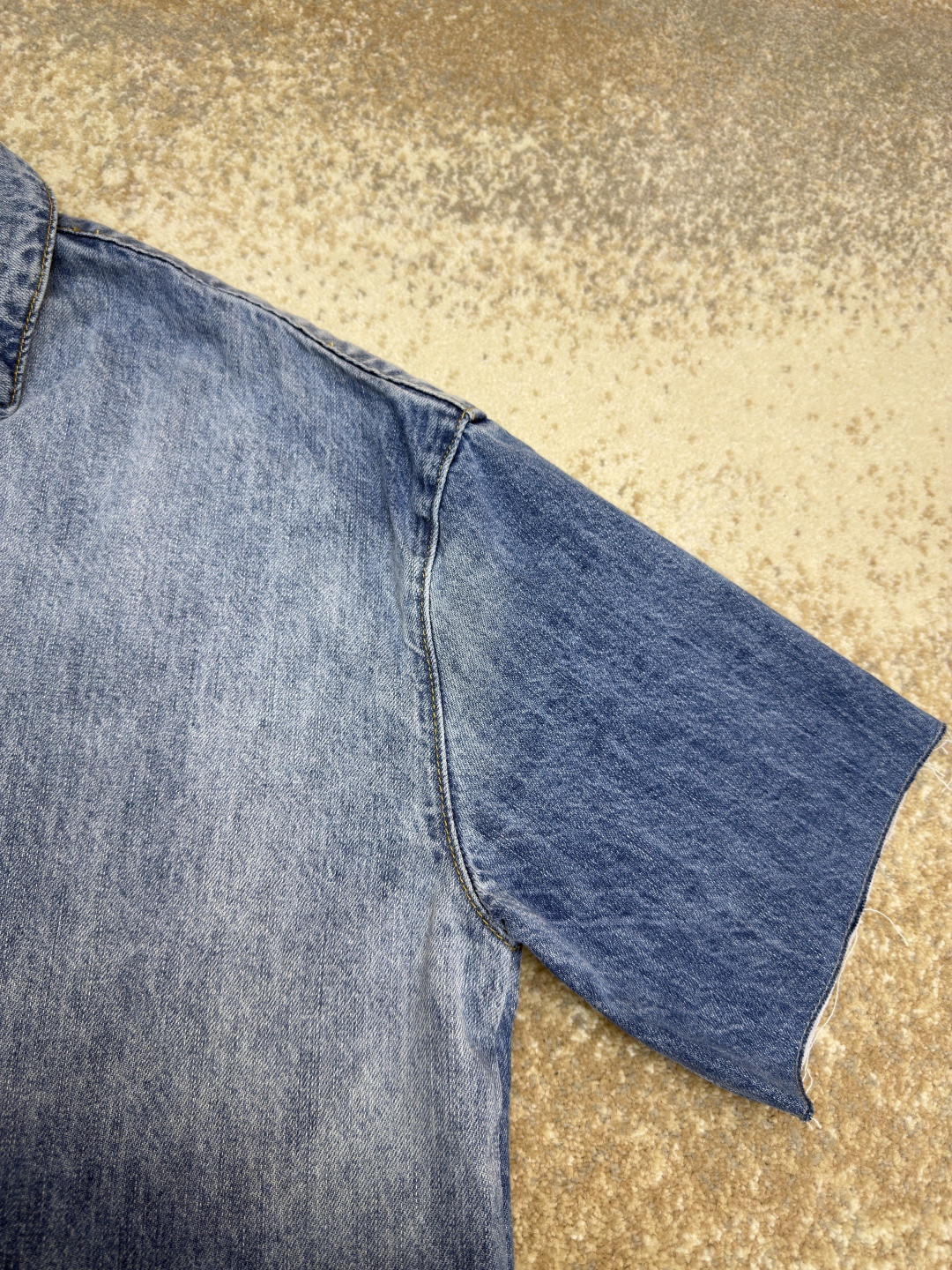 Loewe 罗意威 袖口刺绣图案 丹宁牛仔衬衫 短袖 外套 夏季 蓝色 A5 H526Y1DW18-6395