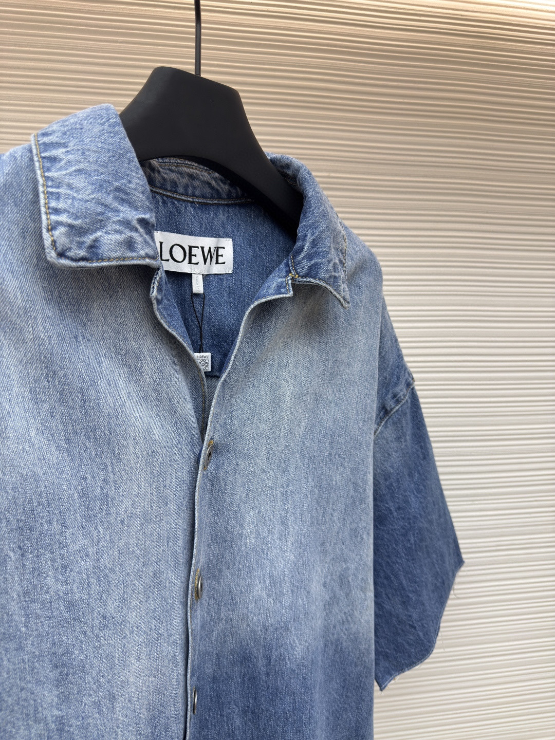 Loewe 罗意威 袖口刺绣图案 丹宁牛仔衬衫 短袖 外套 夏季 蓝色 A5 H526Y1DW18-6395
