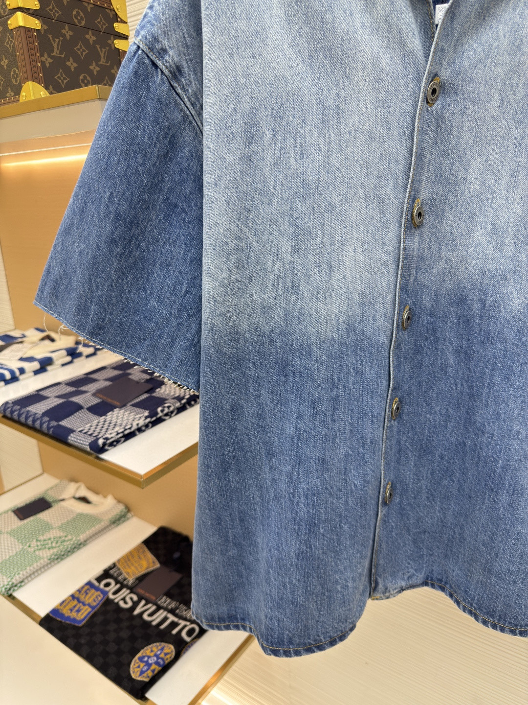 Loewe 罗意威 袖口刺绣图案 丹宁牛仔衬衫 短袖 外套 夏季 蓝色 A5 H526Y1DW18-6395