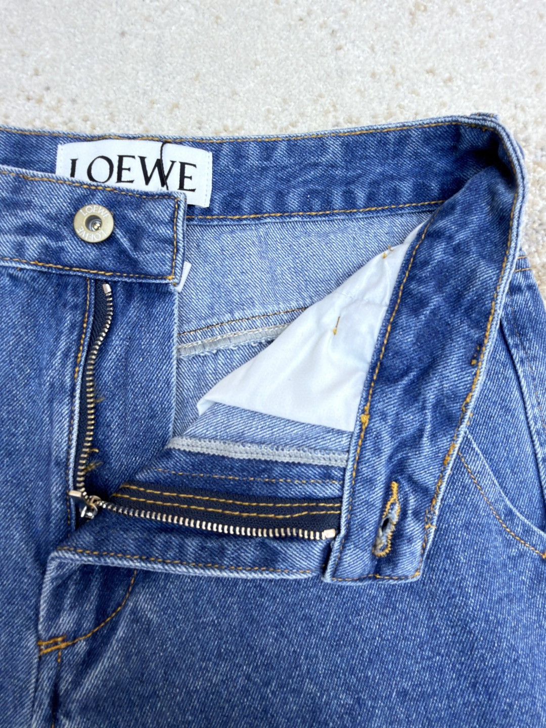 Loewe 罗意威 裤腿刺绣图案牛仔短裤 五分裤 裤子 蓝色 A5 S359Y11XC7-5320