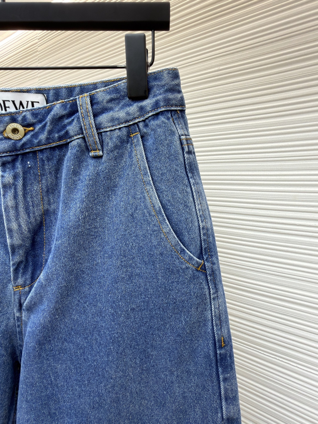 Loewe 罗意威 裤腿刺绣图案牛仔短裤 五分裤 裤子 蓝色 A5 S359Y11XC7-5320