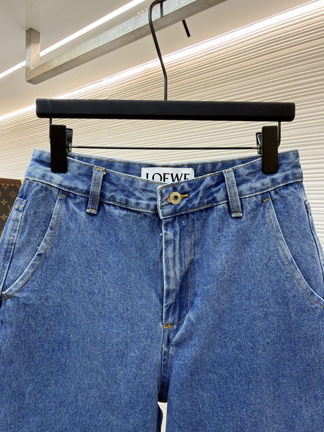 Loewe 罗意威 裤腿刺绣图案牛仔短裤 五分裤 裤子 蓝色 A5 S359Y11XC7-5320