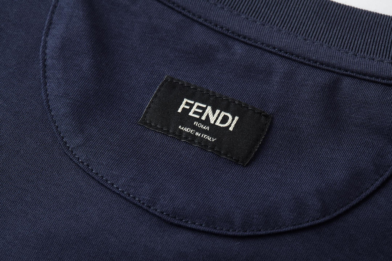 FENDI 芬迪 刺绣标识T恤 短袖 套头 夏季 蓝色 白色 A2 FY0936AVOHF0PTH