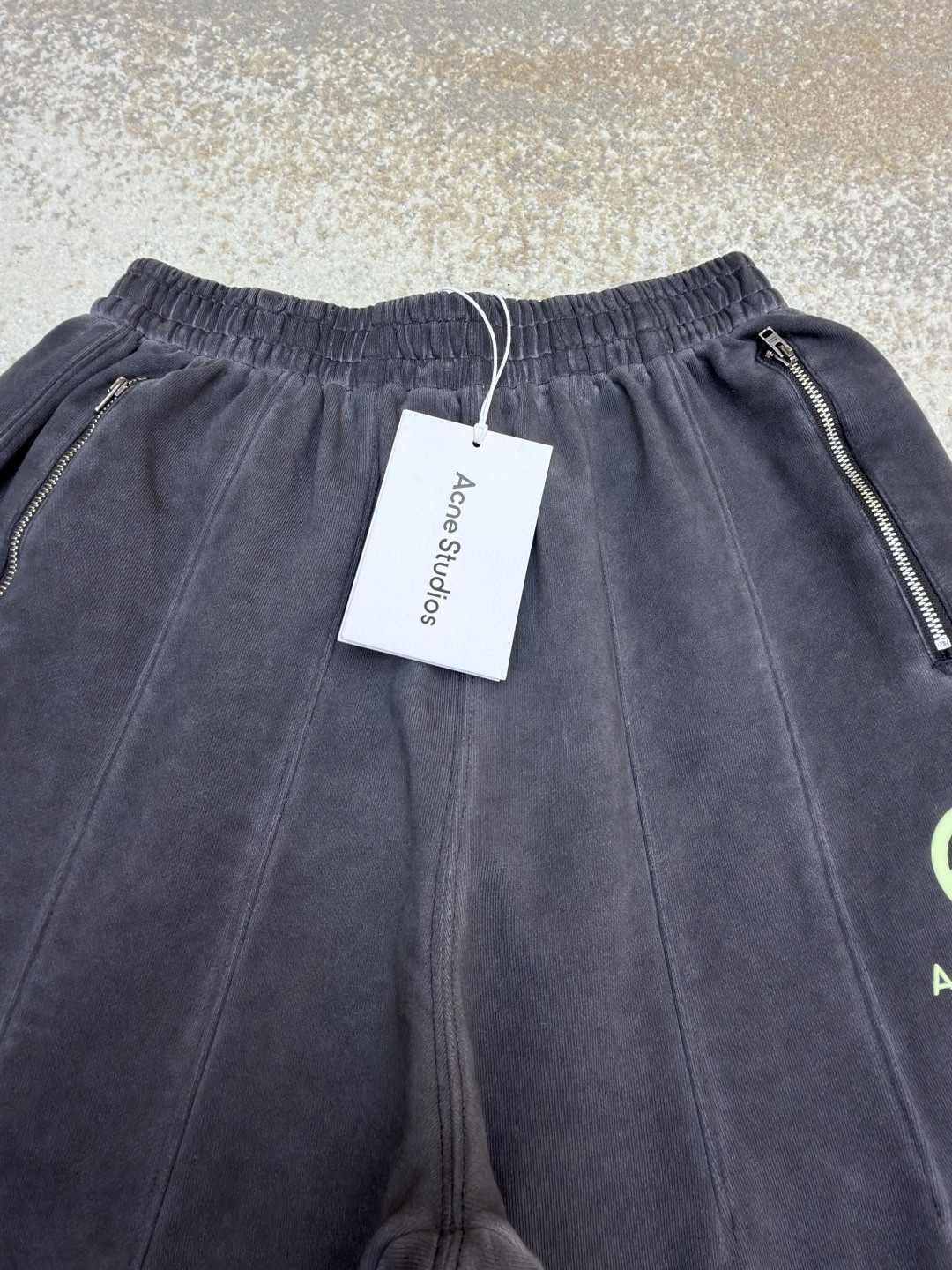 Acne Studios 做旧徽标拉链口袋松紧腰运动裤 休闲裤 长裤 裤子 黑灰色 A7 CK0130-BM0