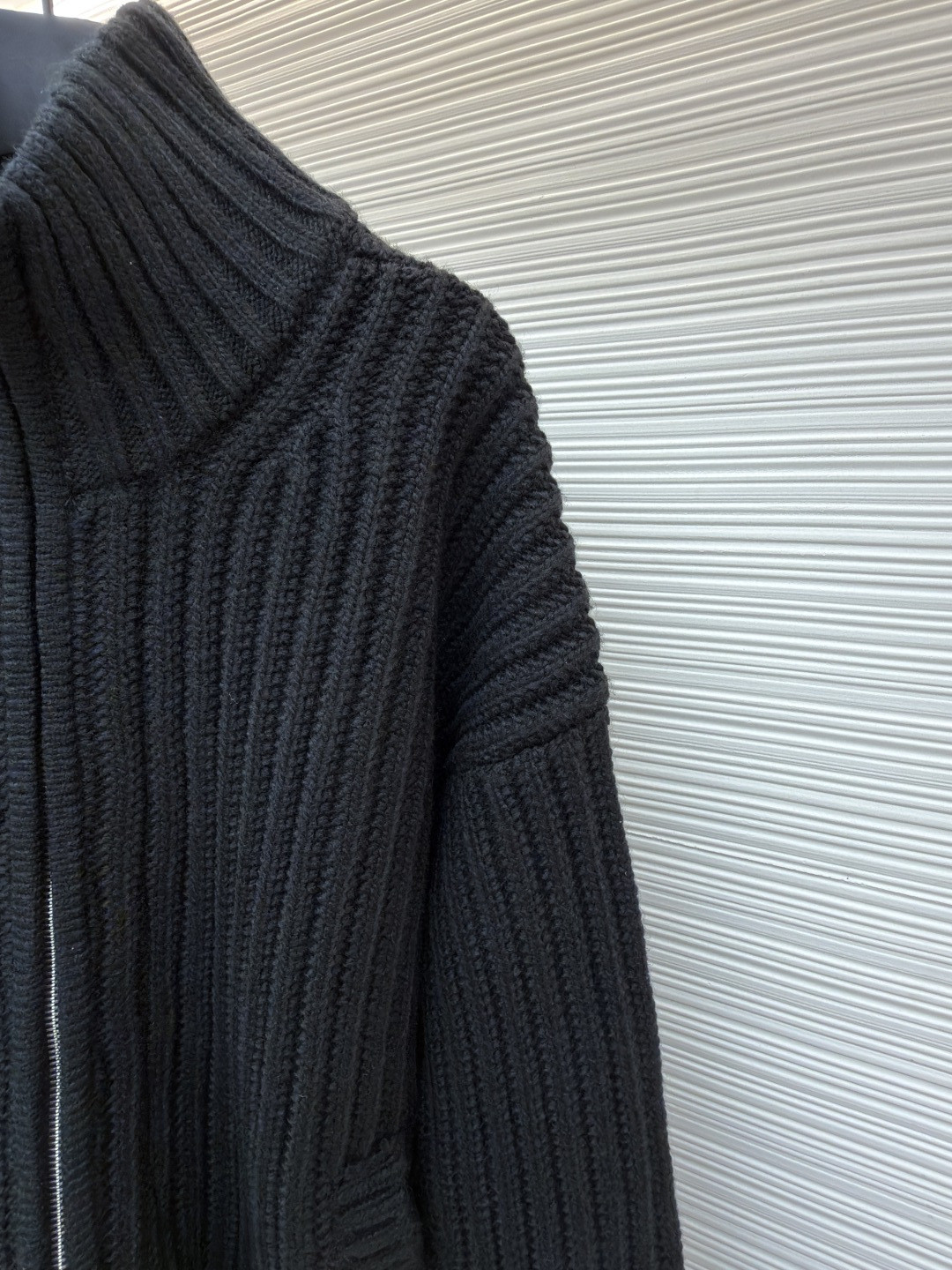 Acne Studios 后背刺绣字母logo拉链毛衣 针织衫 外套 长袖 黑色 B0