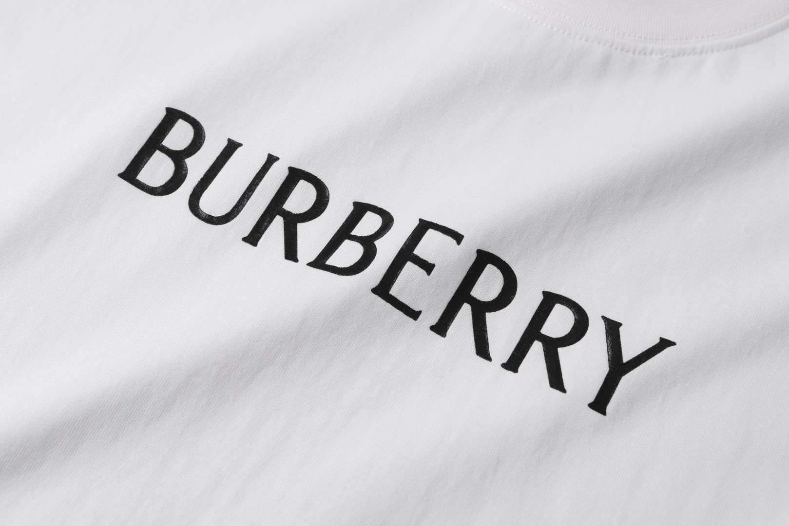 Burberry 巴宝莉 徽标字母logo印花 短袖 T恤 夏季 白色 黑色 A2