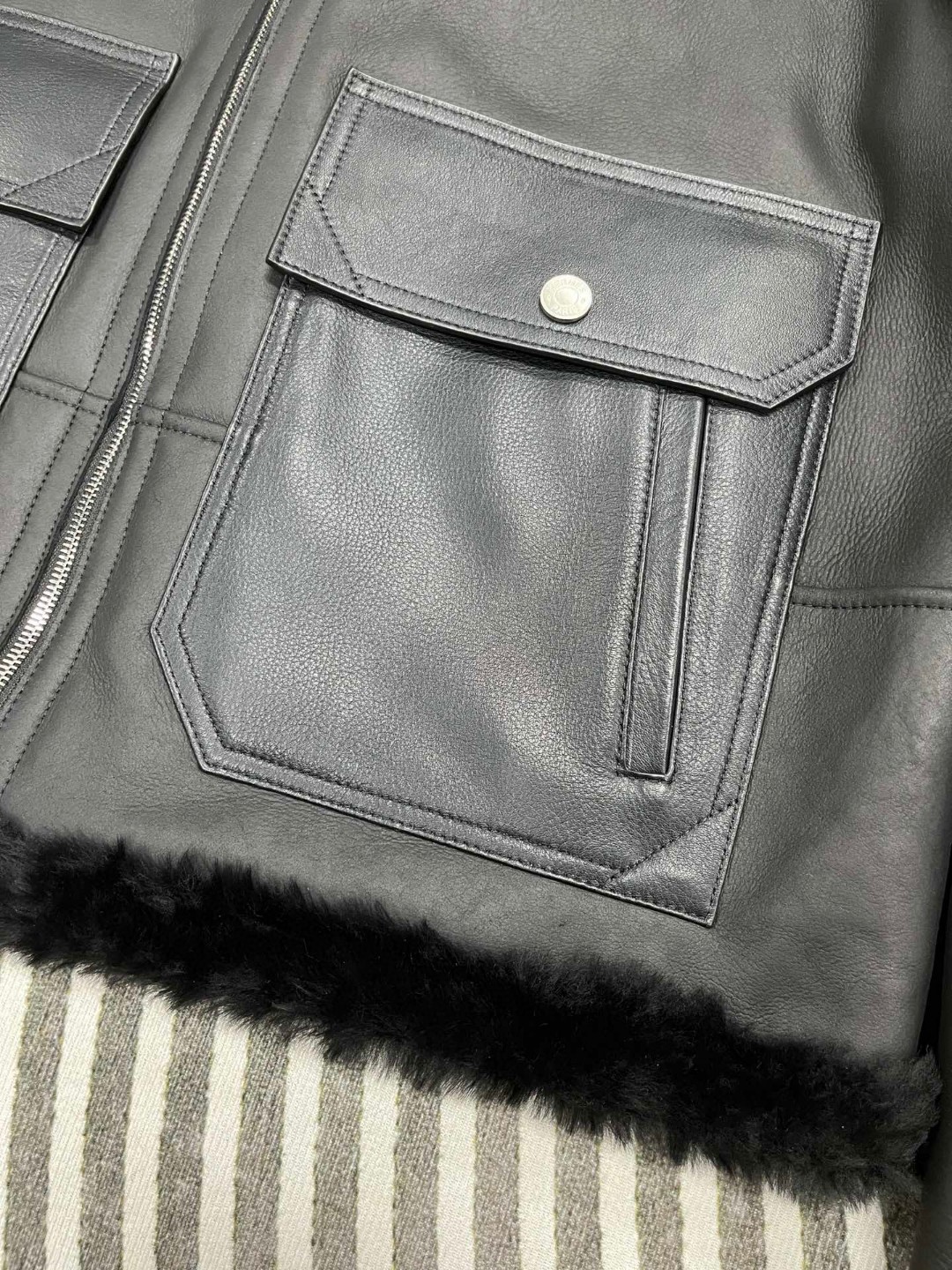 HERMES 爱马仕 皮毛一体拉链外套 夹克 皮衣 长袖 保暖 黑色 