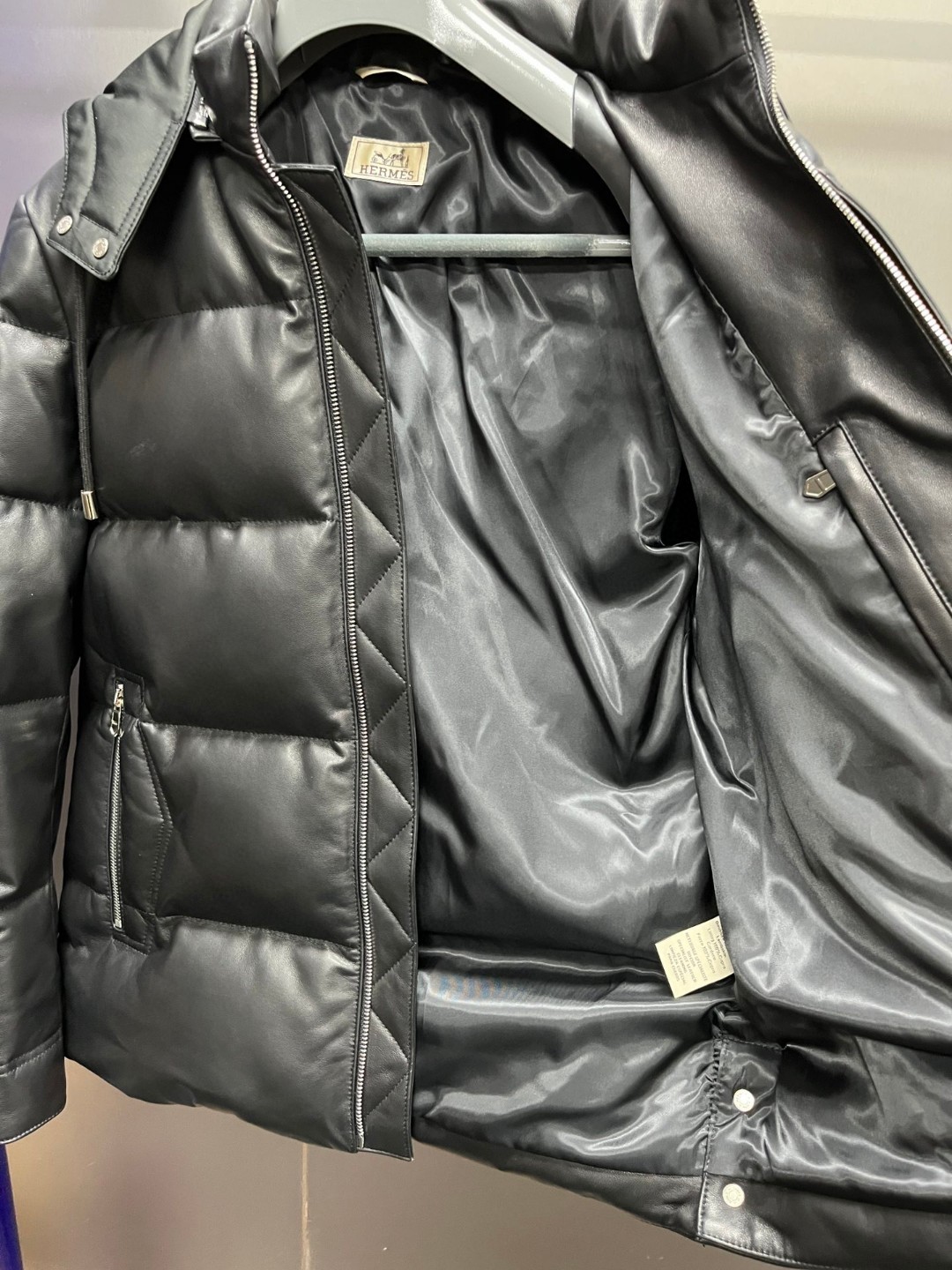 HERMES 爱马仕 连帽拉链真皮羽绒服 外套 夹克 保暖 长袖 黑色 咖色