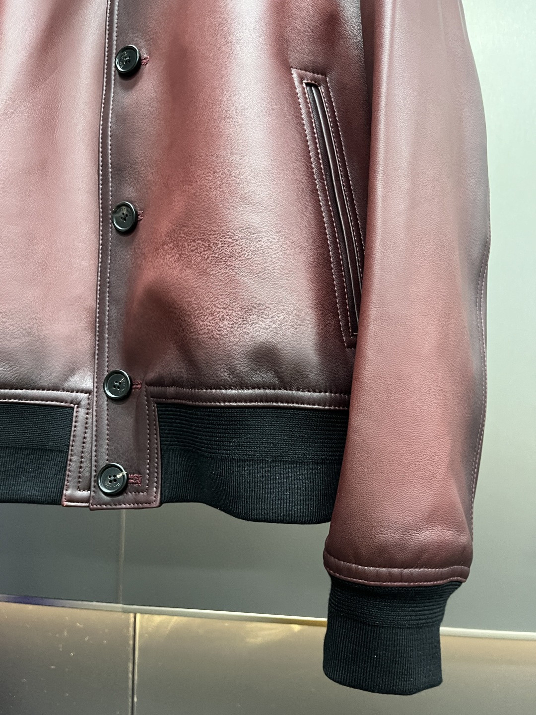 HERMES 爱马仕 立领皮夹克 外套 皮衣 长袖 黑色 灰色 酒红色