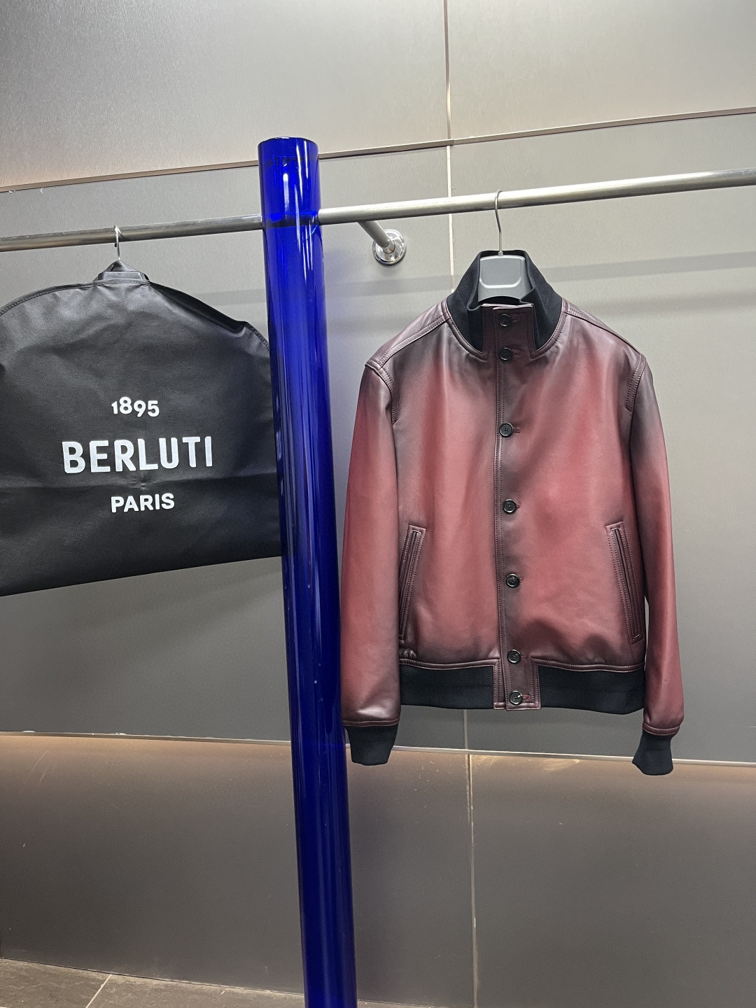 HERMES 爱马仕 立领皮夹克 外套 皮衣 长袖 黑色 灰色 酒红色