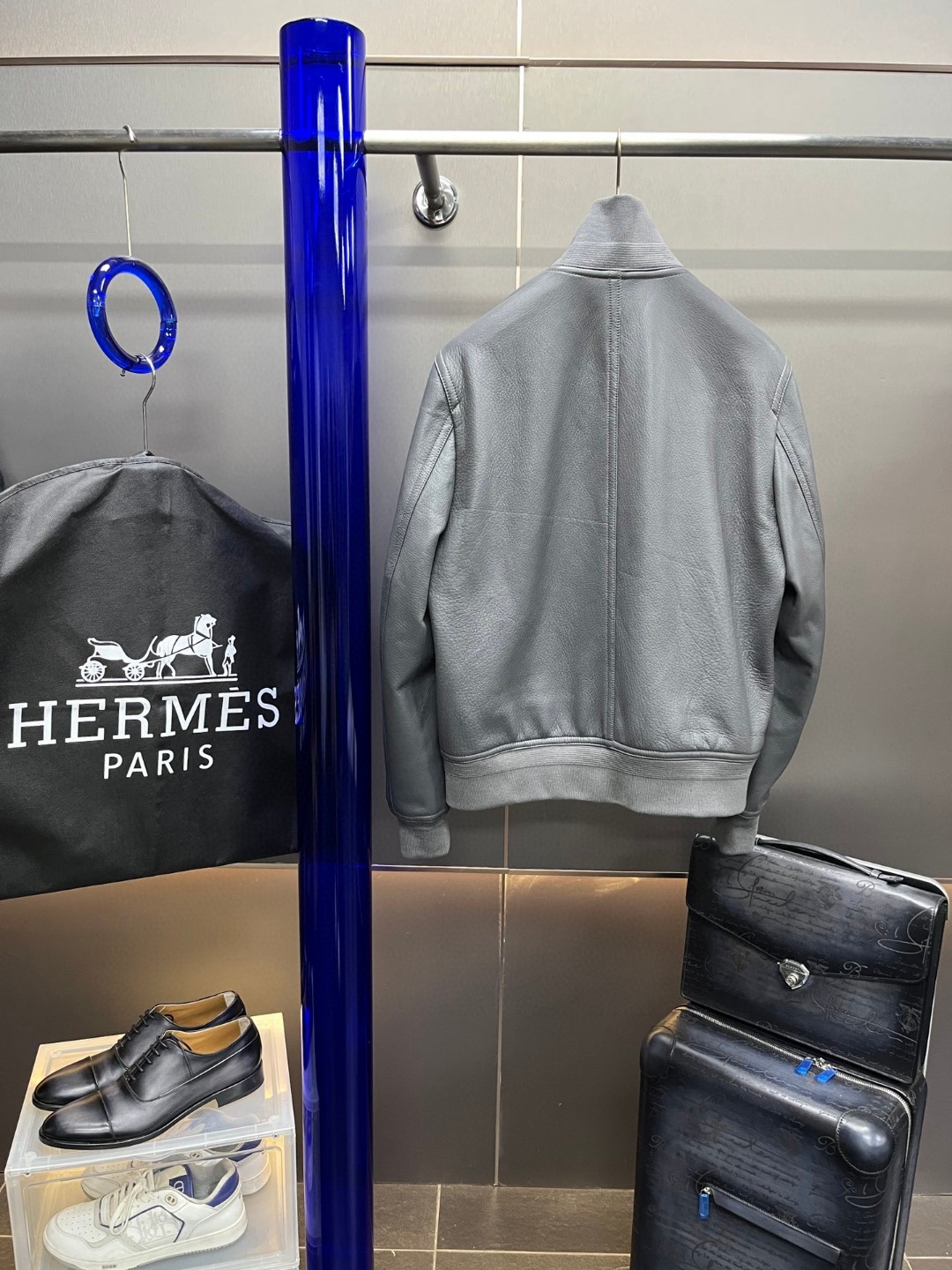 HERMES 爱马仕 立领皮夹克 外套 皮衣 长袖 黑色 灰色 酒红色