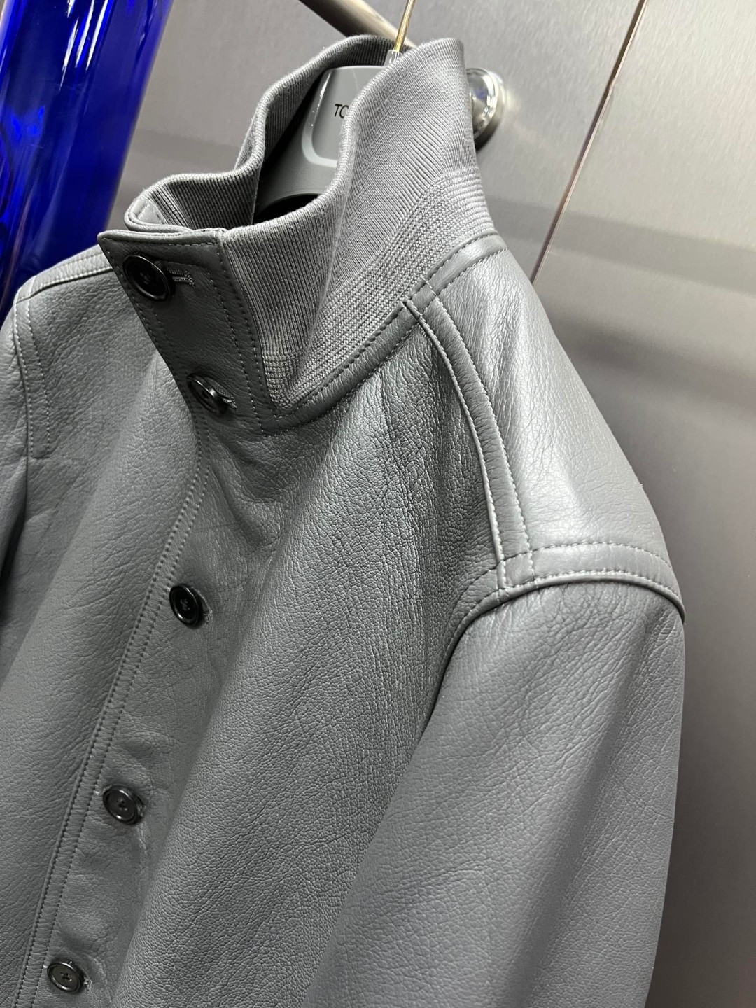 HERMES 爱马仕 立领皮夹克 外套 皮衣 长袖 黑色 灰色 酒红色