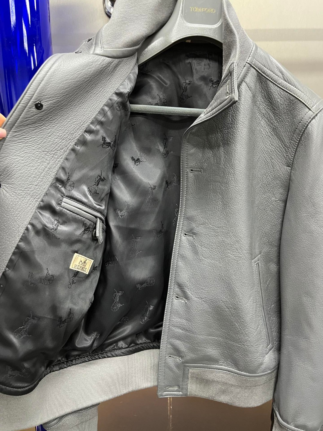 HERMES 爱马仕 立领皮夹克 外套 皮衣 长袖 黑色 灰色 酒红色