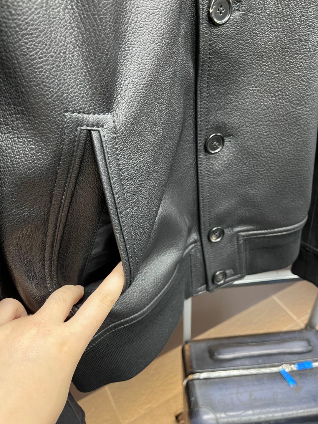 HERMES 爱马仕 立领皮夹克 外套 皮衣 长袖 黑色 灰色 酒红色