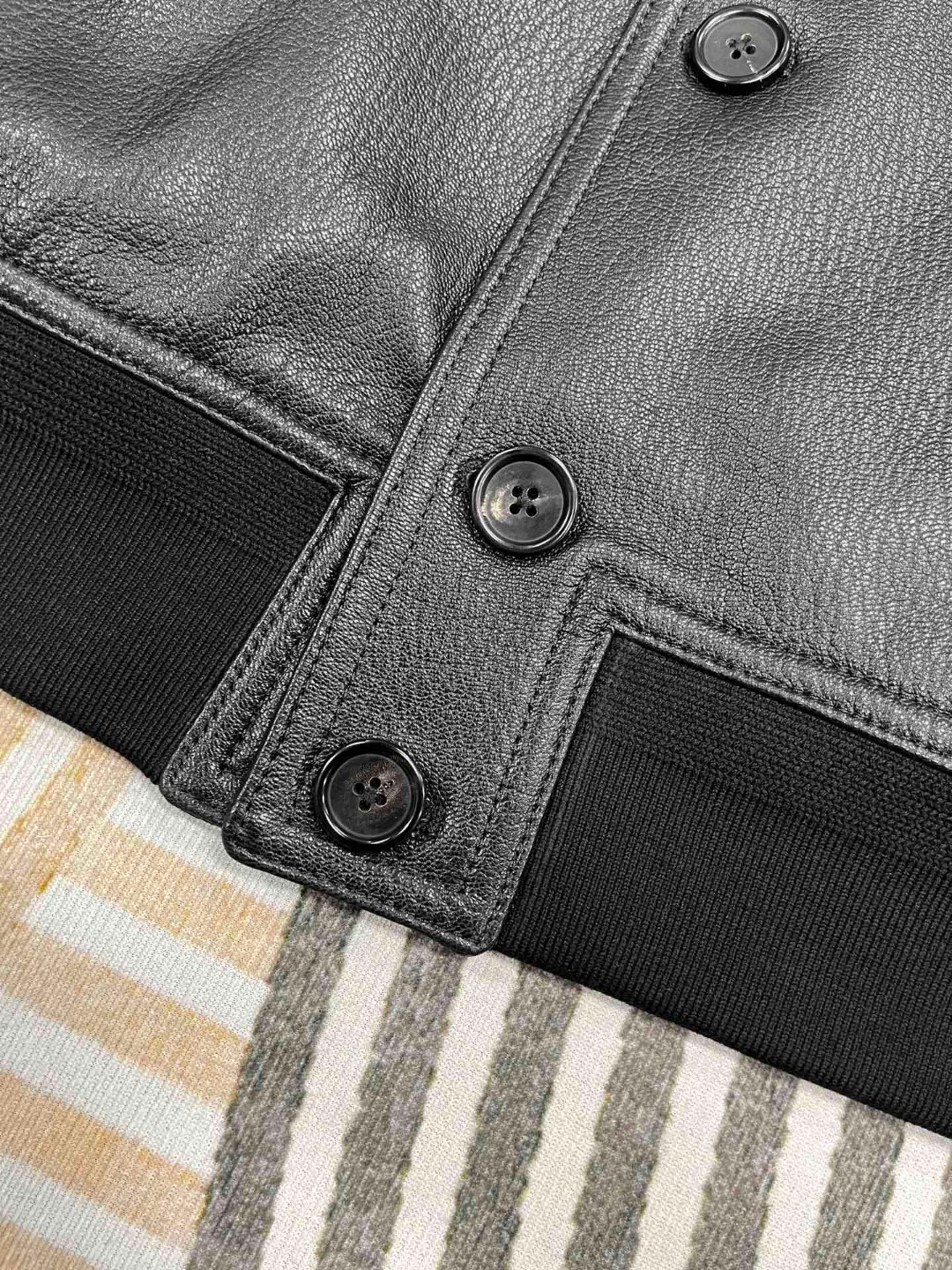 HERMES 爱马仕 立领皮夹克 外套 皮衣 长袖 黑色 灰色 酒红色