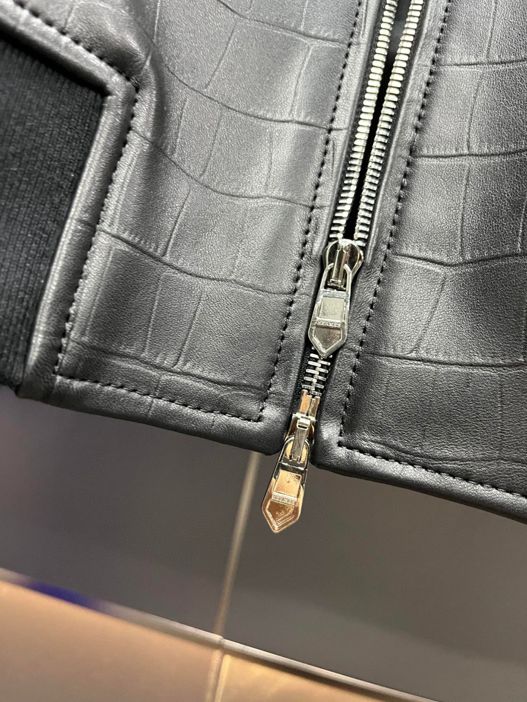 HERMES 爱马仕 鳄鱼皮拼接羊皮棒球款拉链外套 皮衣 夹克 长袖 白色 黑色