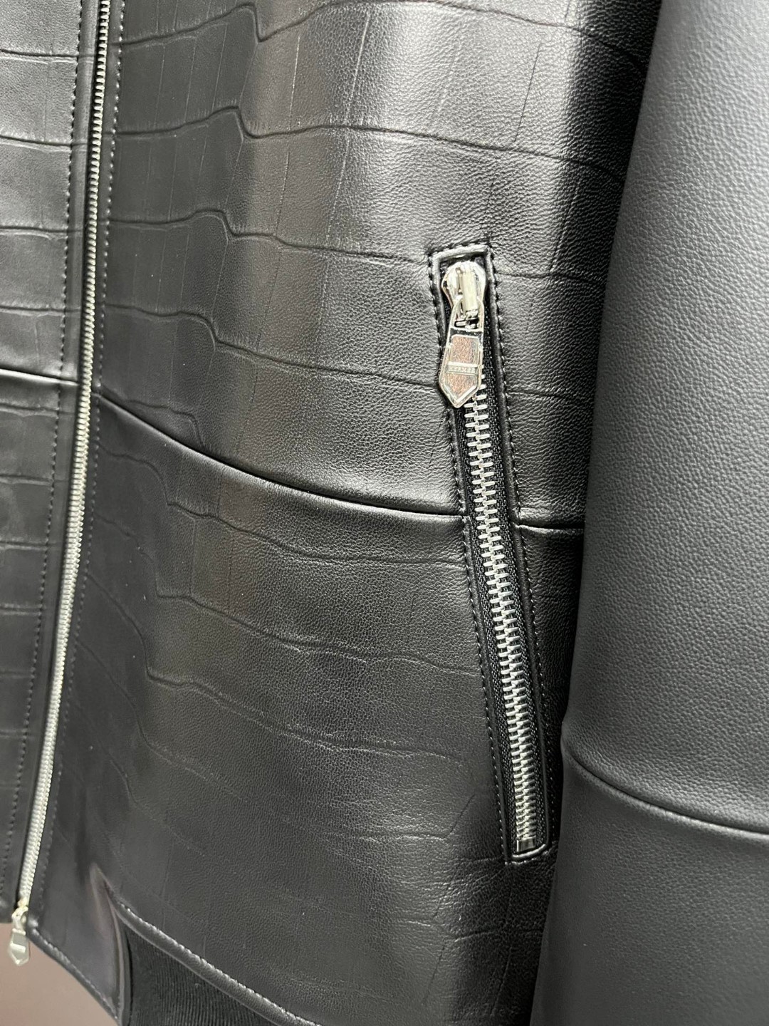 HERMES 爱马仕 鳄鱼皮拼接羊皮棒球款拉链外套 皮衣 夹克 长袖 白色 黑色