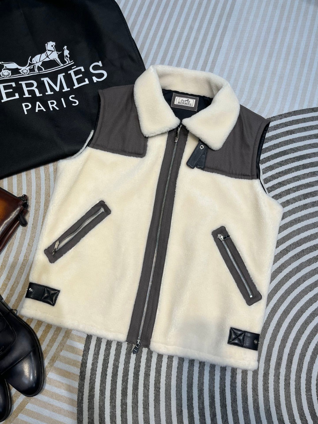 HERMES 爱马仕 拼色羊毛拉链马甲 外套 夹克 长袖 保暖 米白色