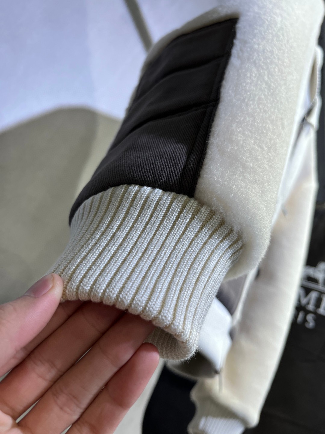 HERMES 爱马仕 棒球皮草拉链外套 夹克 长袖 保暖 米白色