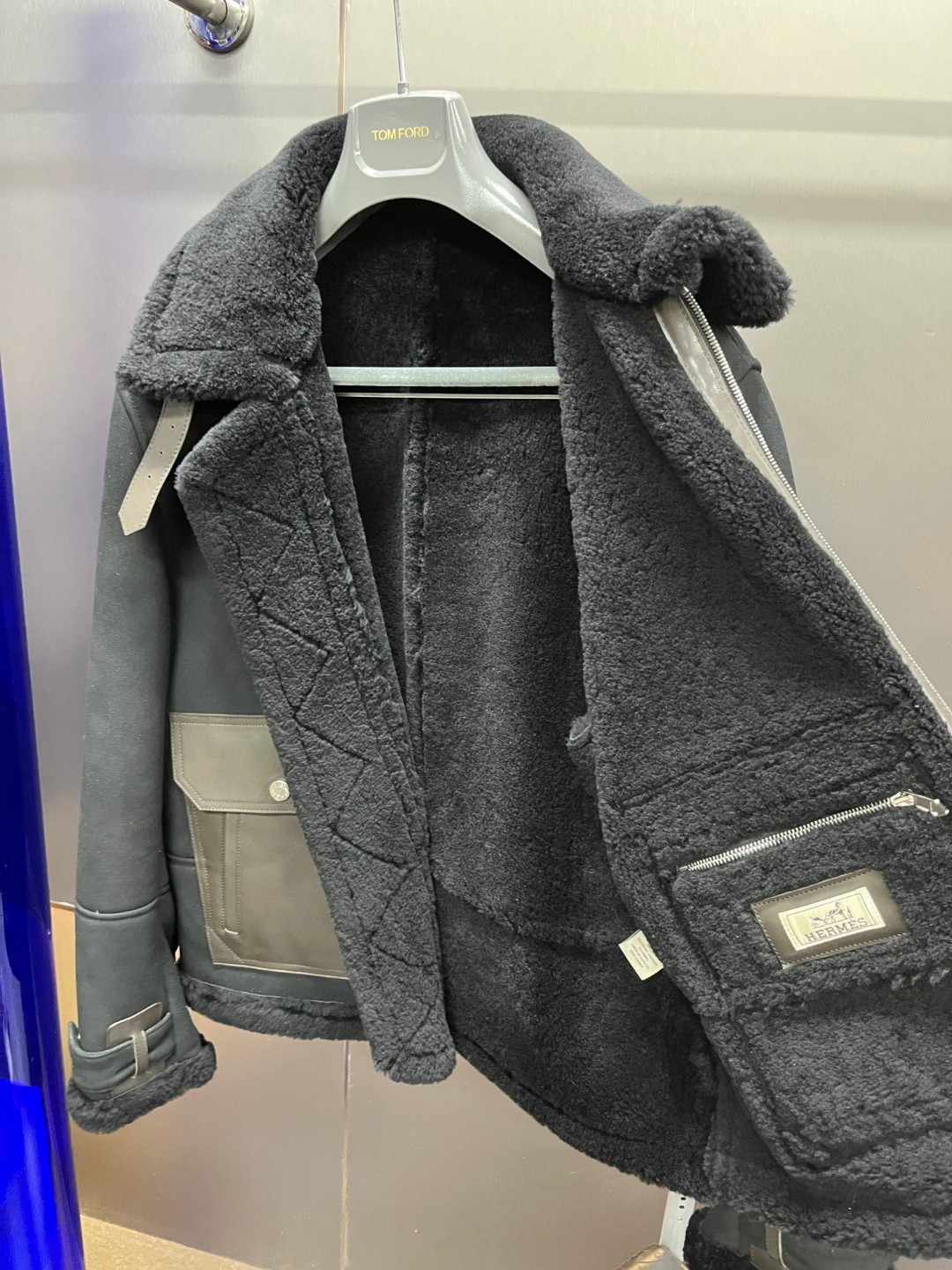 HERMES 爱马仕 皮毛一体拉链外套 夹克 皮衣 长袖 保暖 黑色 