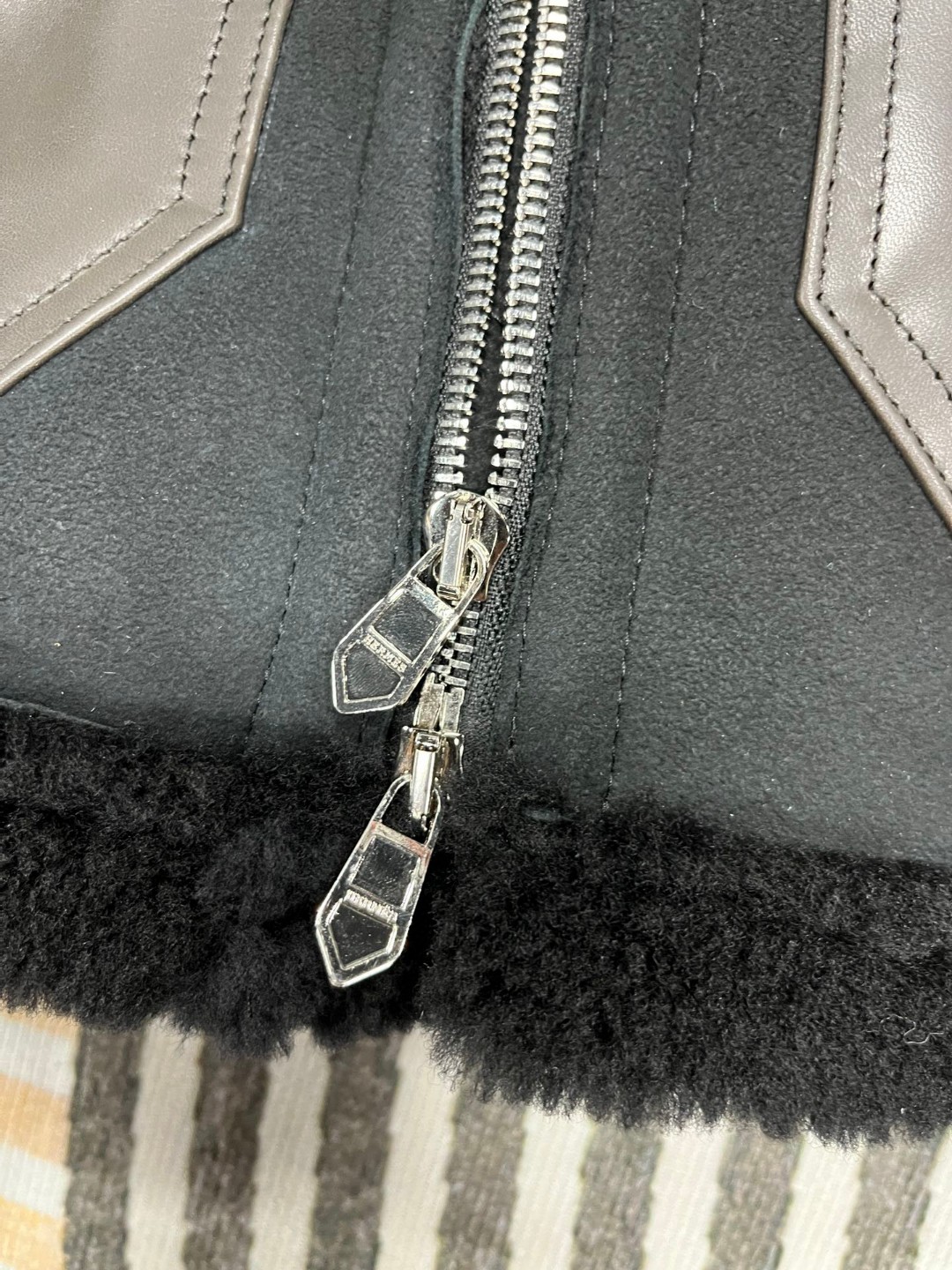 HERMES 爱马仕 皮毛一体拉链外套 夹克 皮衣 长袖 保暖 黑色 