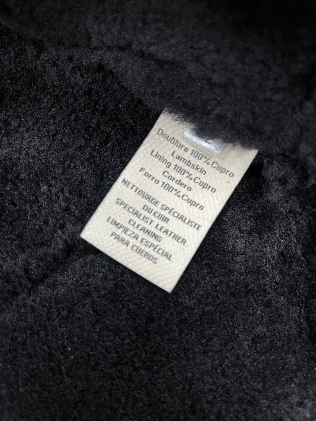 HERMES 爱马仕 皮毛一体拉链外套 夹克 皮衣 长袖 保暖 黑色 