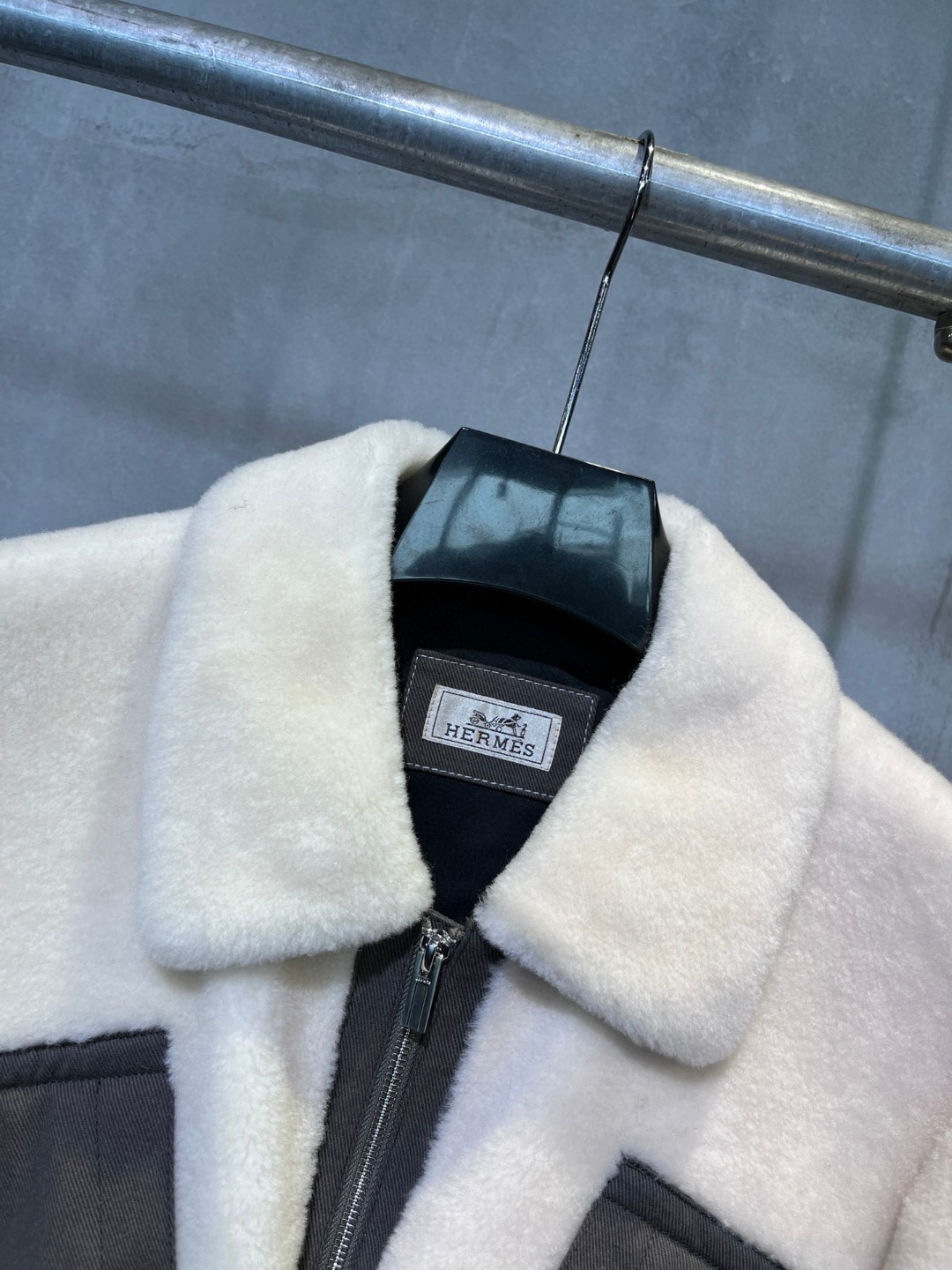 HERMES 爱马仕 羊剪绒拼接拉链外套 夹克 长袖 保暖 米白色