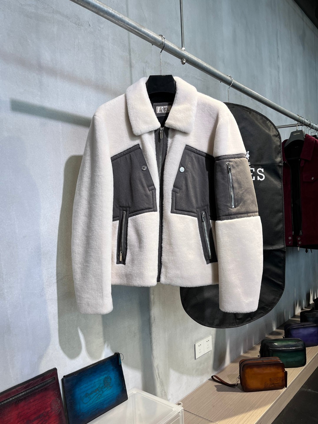 HERMES 爱马仕 羊剪绒拼接拉链外套 夹克 长袖 保暖 米白色