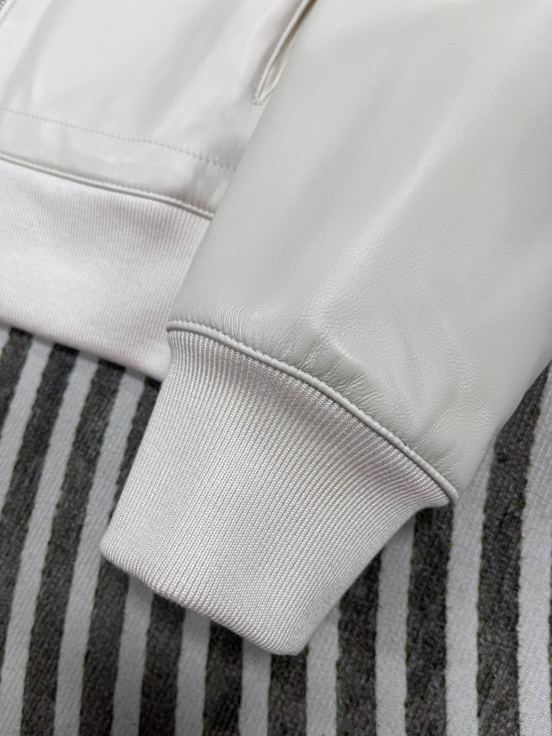 HERMES 爱马仕 羊皮拉链外套 皮衣 夹克 长袖 白色 棕色