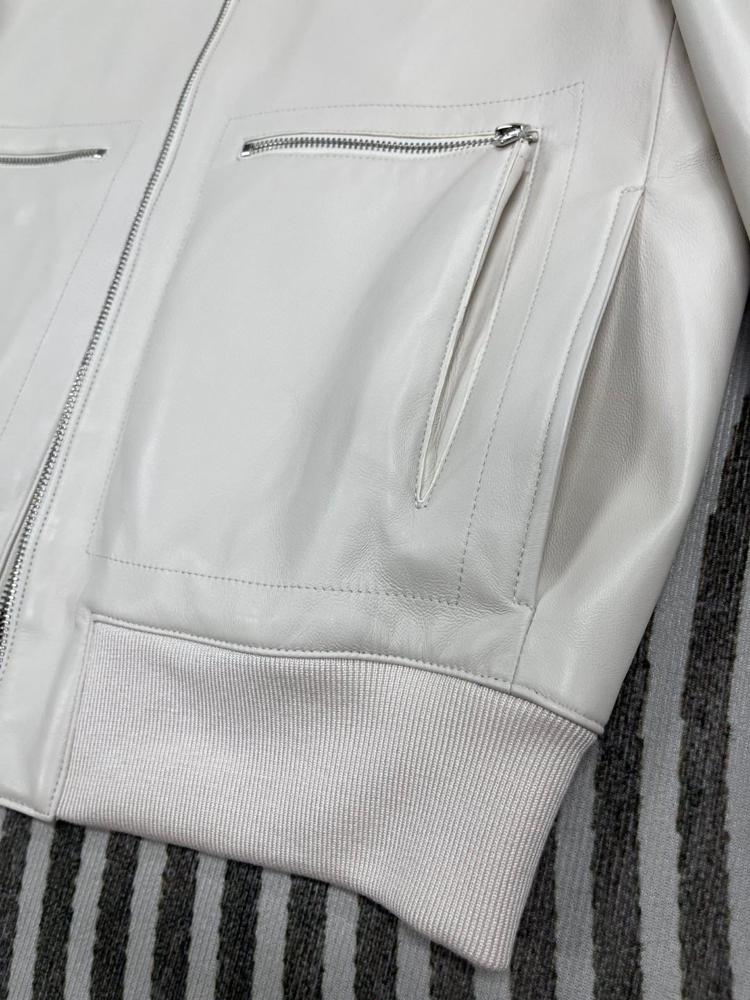 HERMES 爱马仕 羊皮拉链外套 皮衣 夹克 长袖 白色 棕色