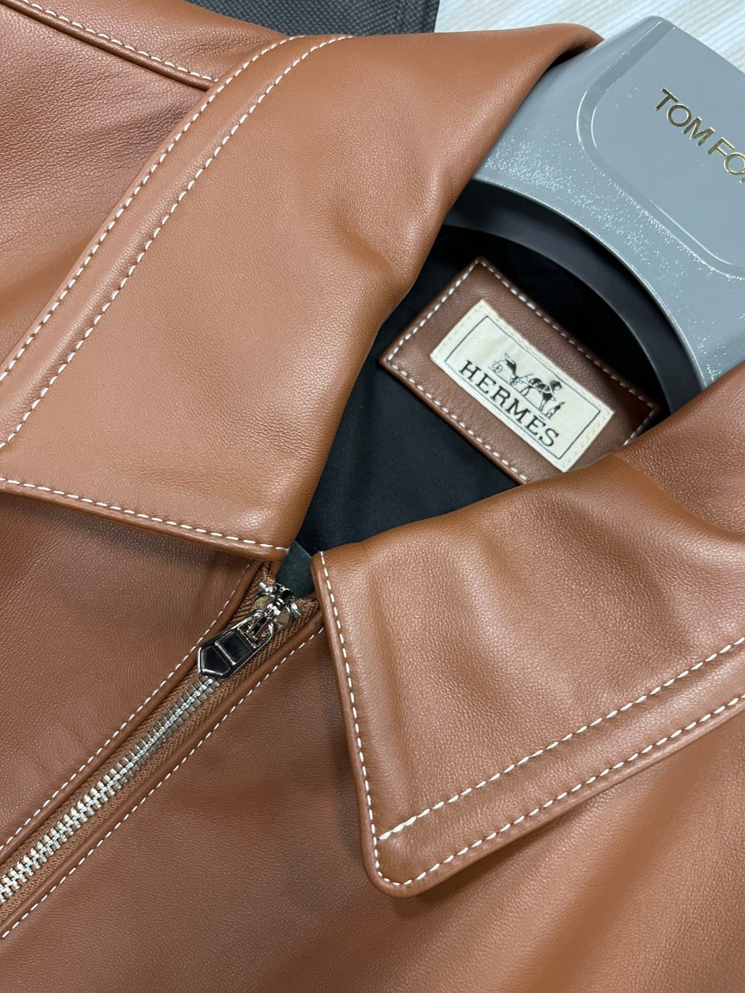 HERMES 爱马仕 羊皮拉链外套 皮衣 夹克 长袖 白色 棕色