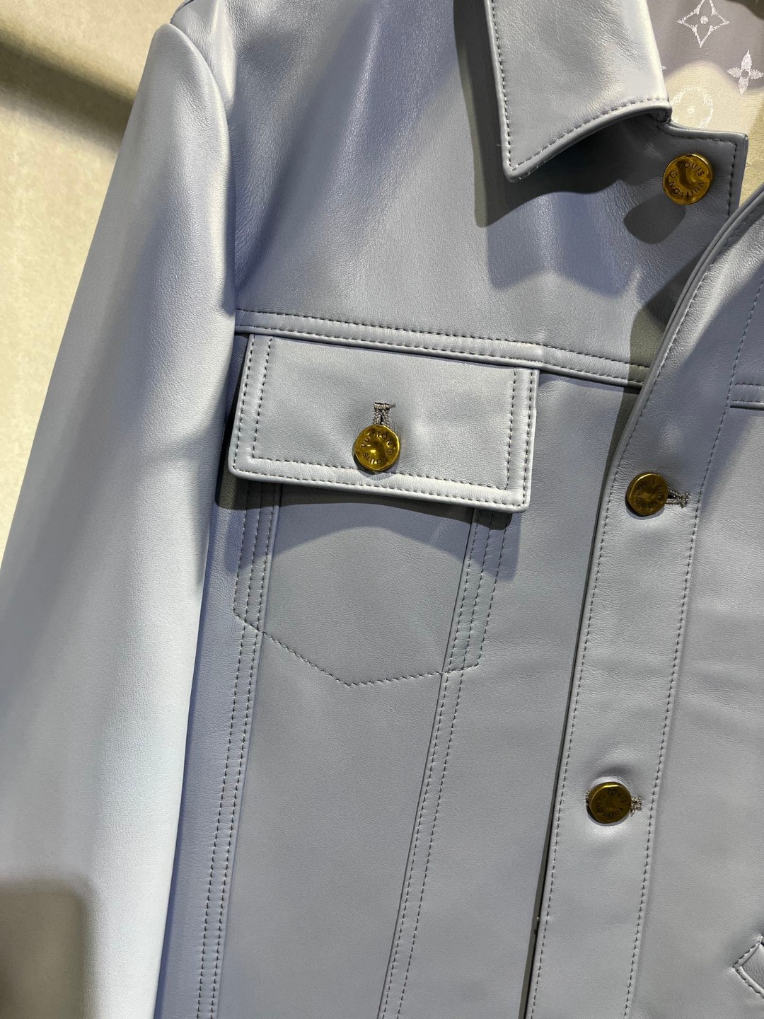 LOUIS VUITTON 路易威登 LV 时装款翻领皮衣外套 夹克 长袖 蓝色