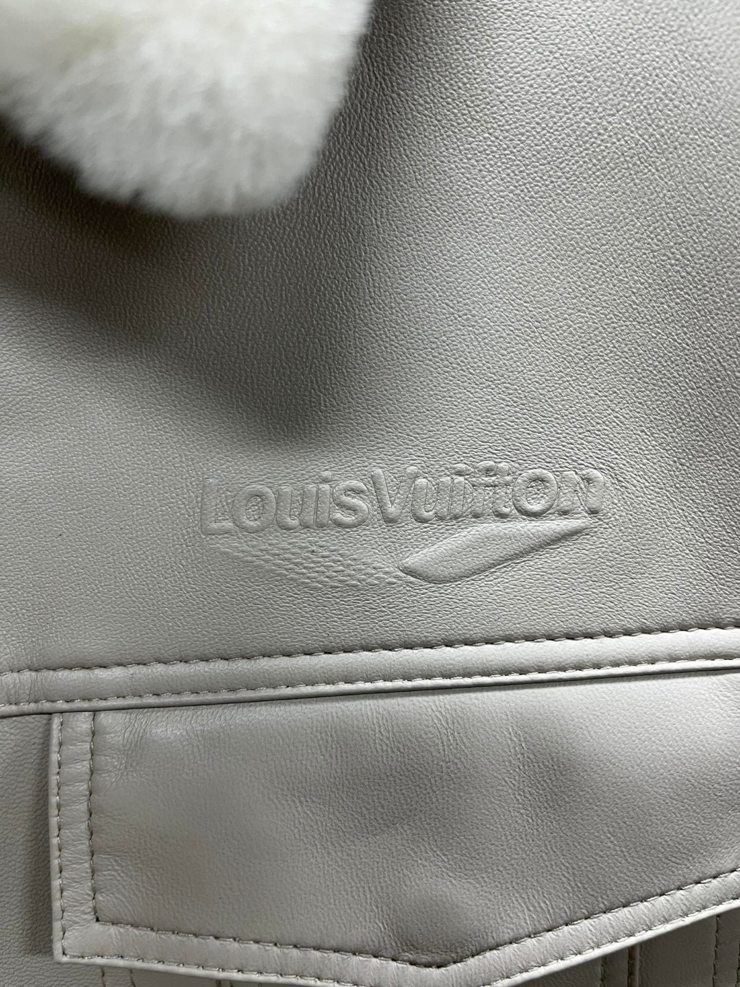LOUIS VUITTON 路易威登 LV 可拆卸羊毛毛领夹棉羊皮夹克 皮衣 外套 保暖 长袖 黑色 白色
