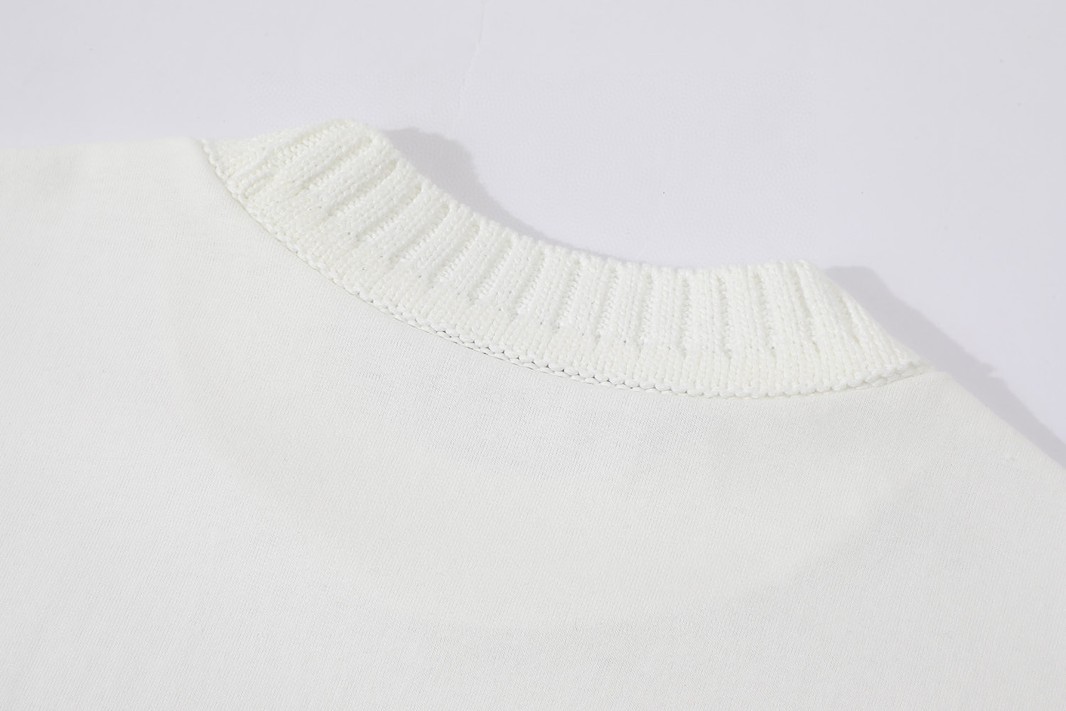 LOUIS VUITTON 路易威登 LV 红色刺绣字母圆领T恤 短袖 白色 A0 1A9GMM