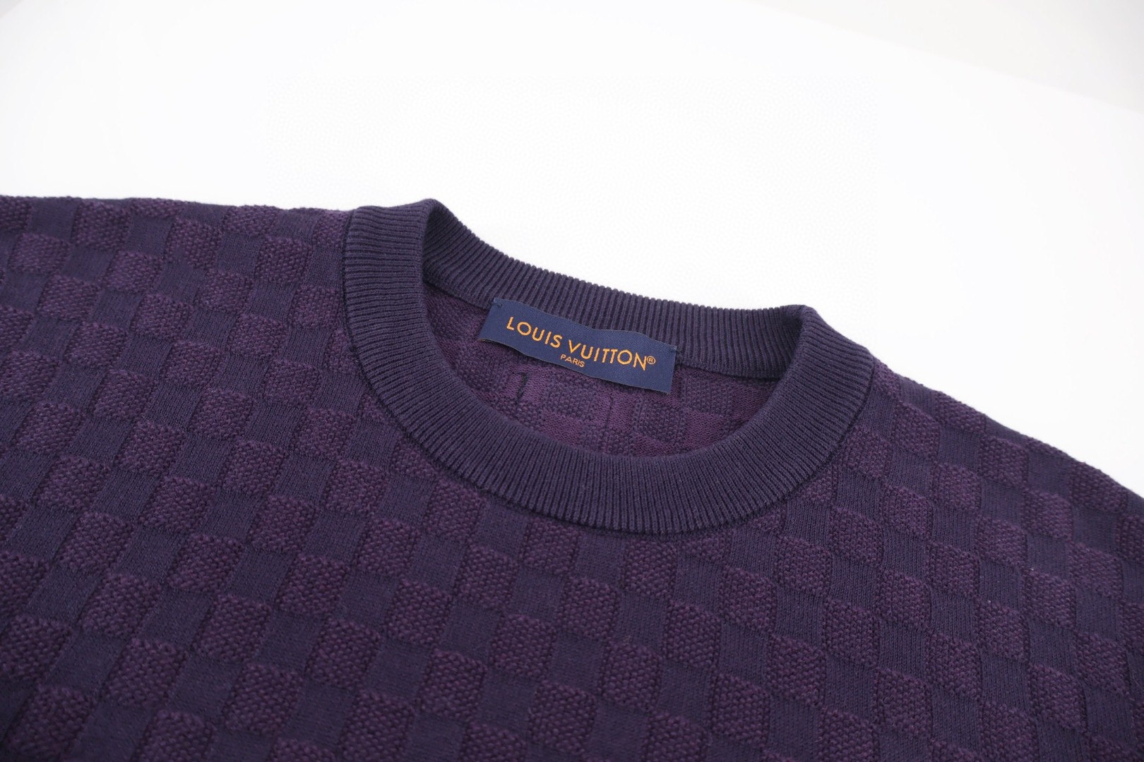LOUIS VUITTON 路易威登 LV 字母刺绣暗纹棋盘格提花毛织T恤 短袖 紫色 A2 1AJTVG