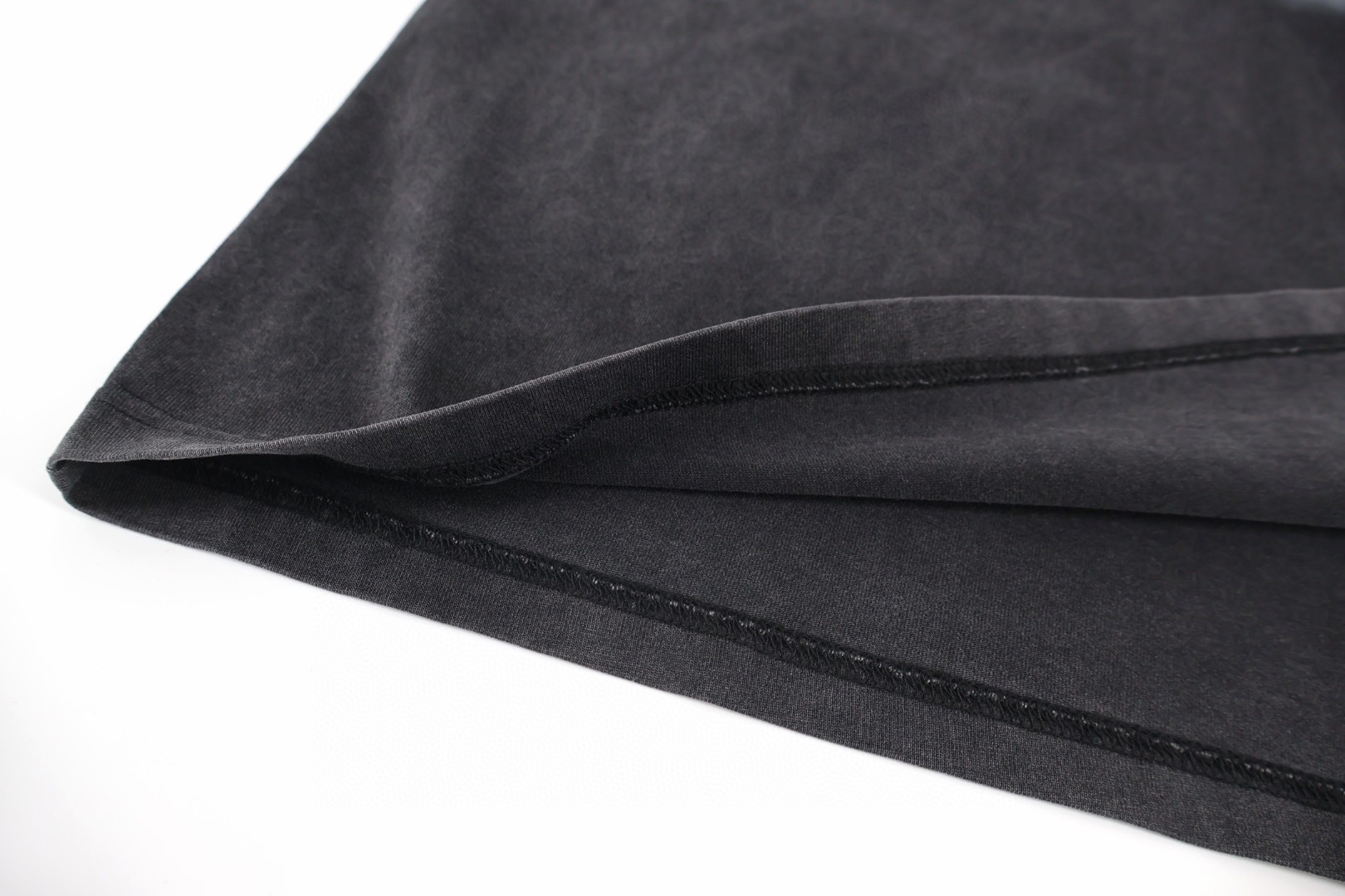 Balenciaga 巴黎世家 模糊圆环印花水洗短袖 T恤 圆领 夏季 黑色 A0 764235TTVN59034