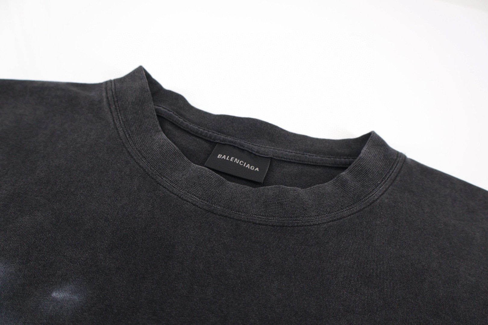 Balenciaga 巴黎世家 模糊圆环印花水洗短袖 T恤 圆领 夏季 黑色 A0 764235TTVN59034