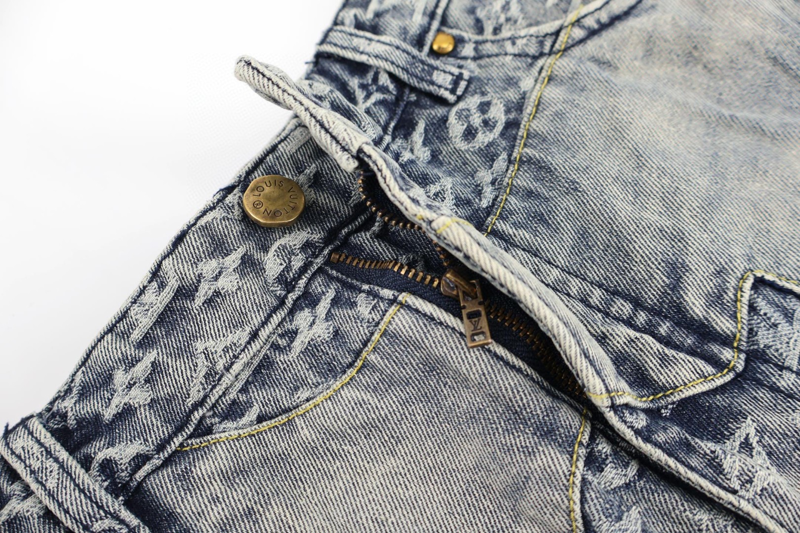 LOUIS VUITTON 路易威登 Nigo 联名款 拼接牛仔裤 裤子 长裤 蓝色 B5 1A9GGJ