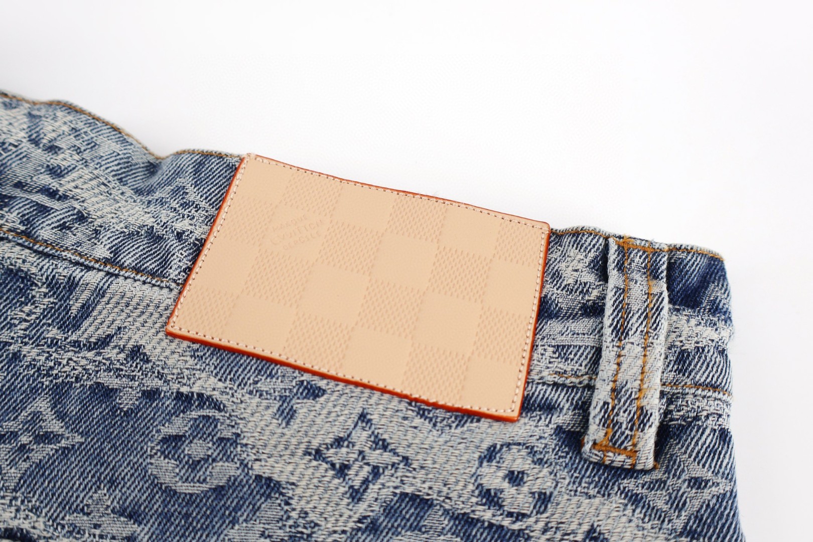 LOUIS VUITTON 路易威登 满印提花滑板牛仔裤 裤子 长裤 B0 1AJBJY