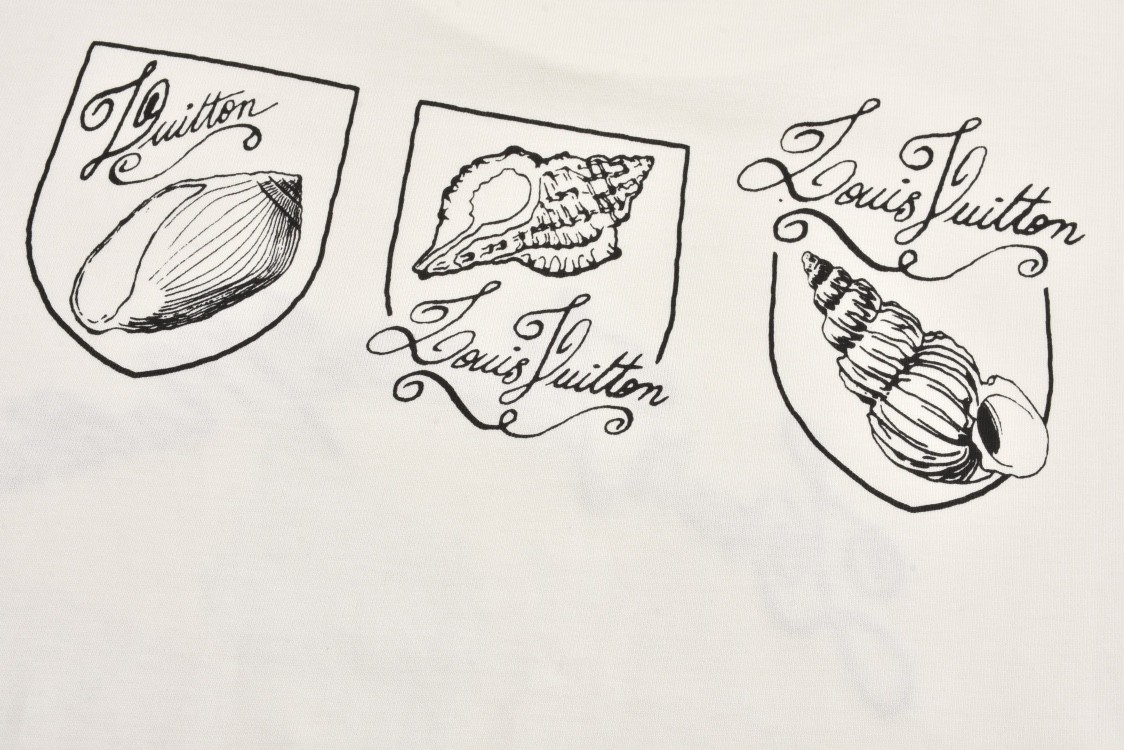 LOUIS VUITTON 路易威登 LV 海螺印花 夏季T恤 男女同款  短袖 米白 A0 1AFR48