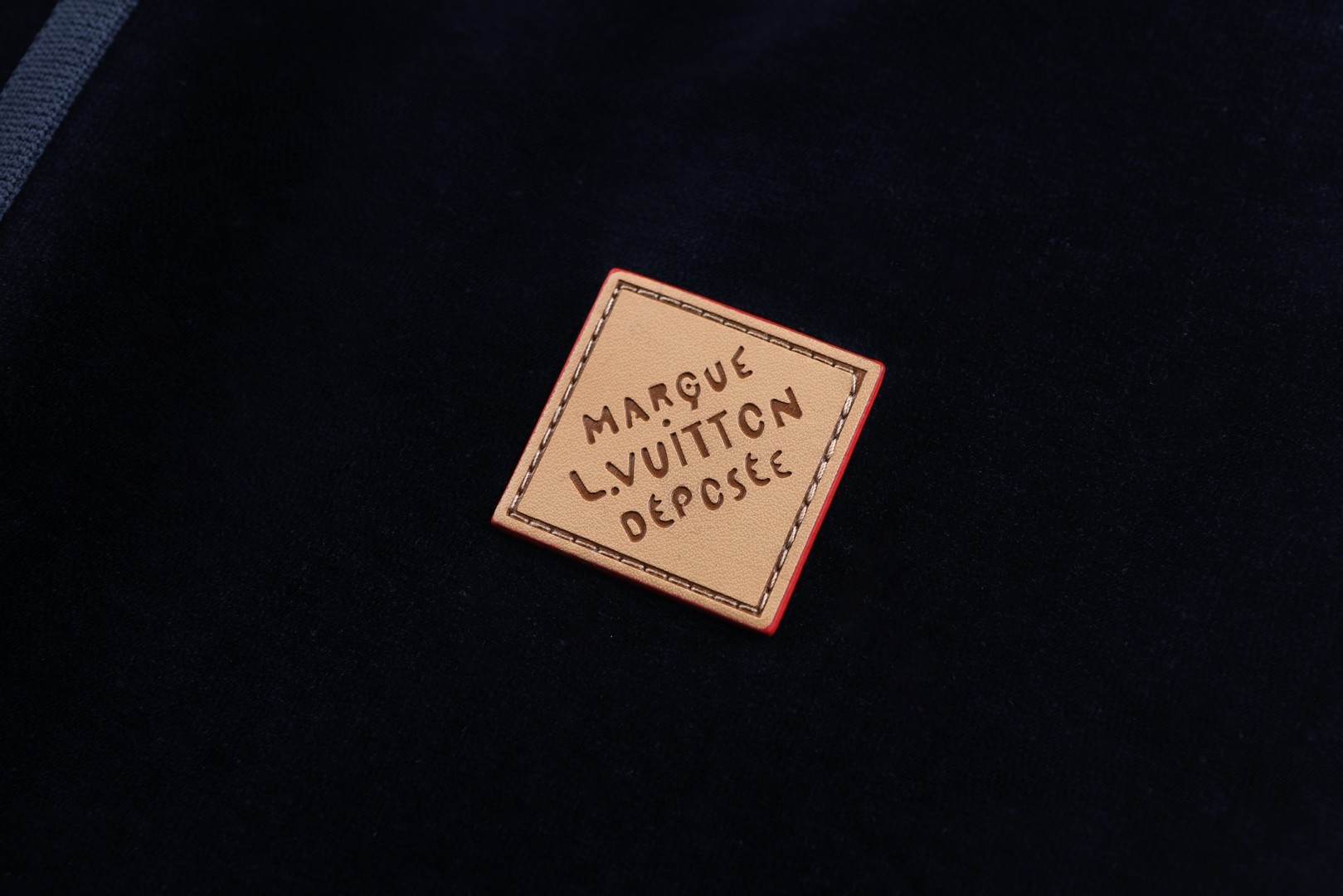 LOUIS VUITTON 路易威登 丝绒抽绳针织束脚休闲裤 运动裤 裤子 长裤 藏蓝色 B5 1AJCCL