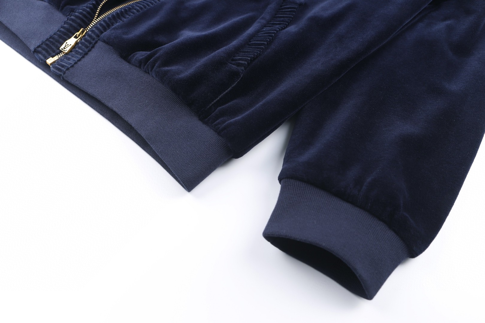 LOUIS VUITTON 路易威登 丝绒拉链运动外套 夹克 藏蓝色 B5 1AJCCD