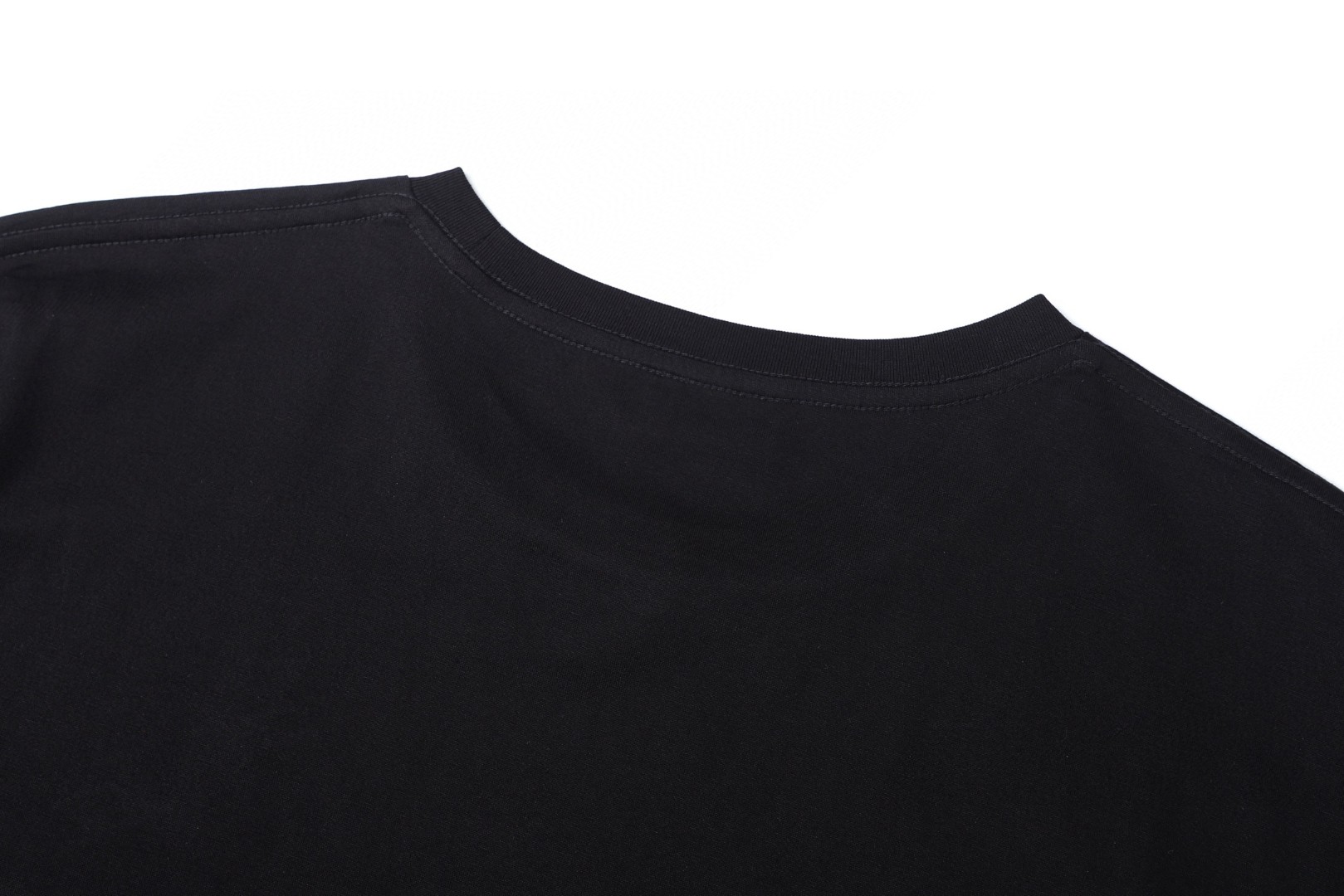 SAINT LAURENT YSL 经典纯色刺绣徽标圆领短袖 T恤 夏款 白色 灰色 黑色