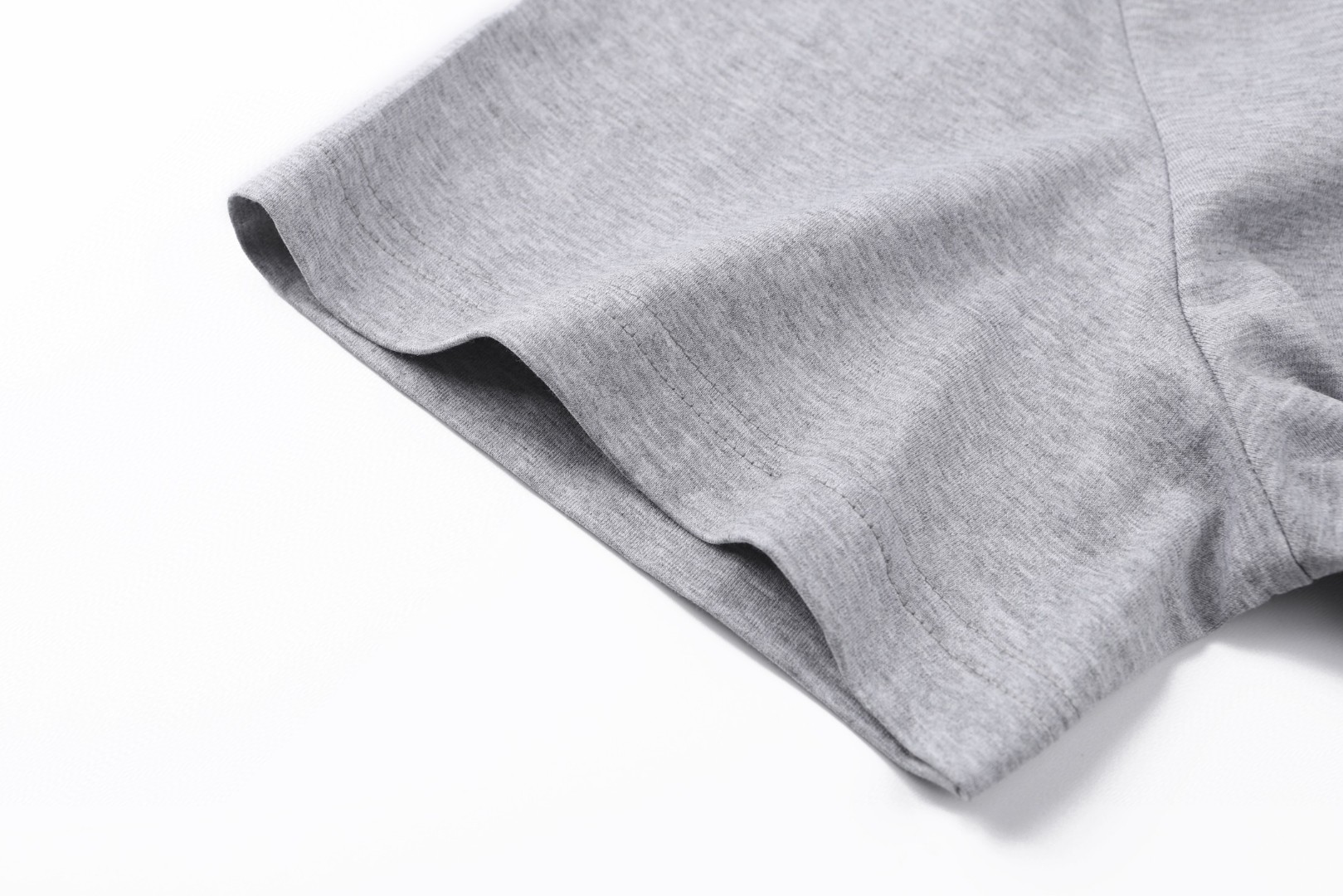 SAINT LAURENT YSL 经典纯色刺绣徽标圆领短袖 T恤 夏款 白色 灰色 黑色