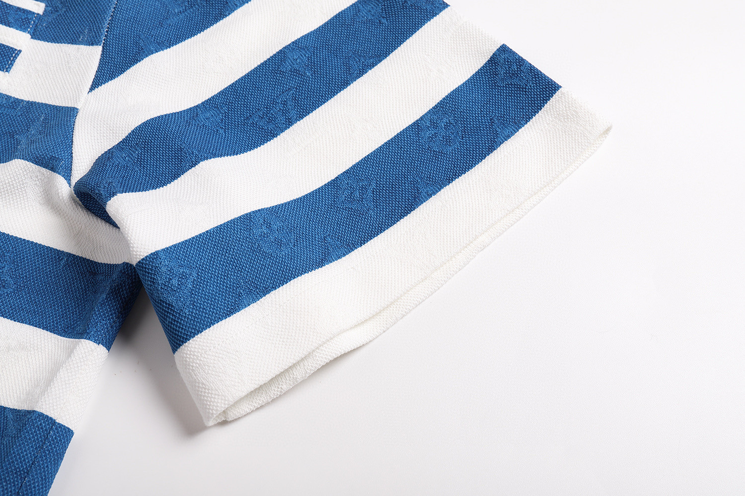 LOUIS VUITTON 路易威登 LV 海军蓝条纹马球polo衫 T恤 短袖 蓝白 A5 1AHWB4