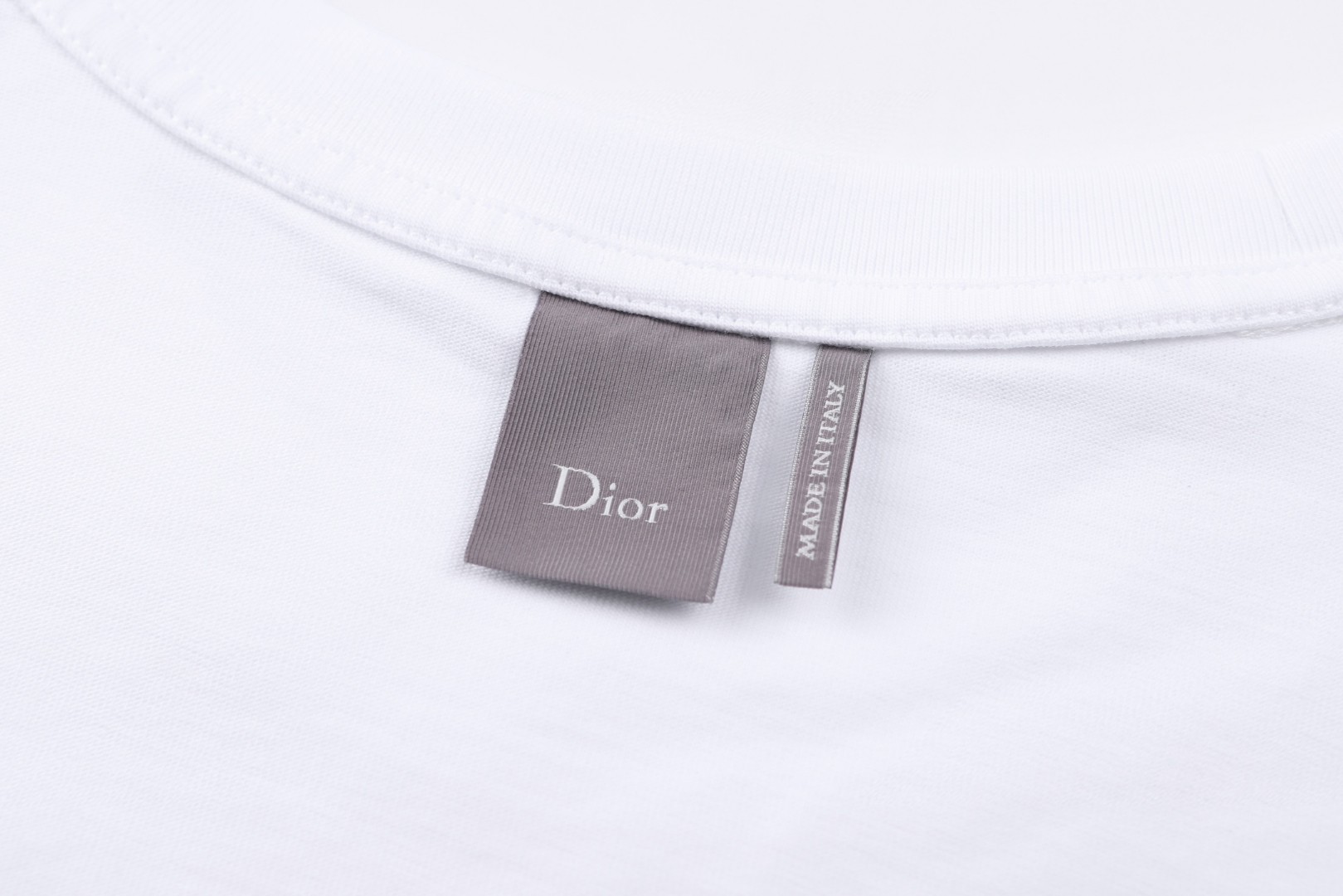 DIOR 迪奥 雏菊刺绣短袖 T恤 夏季 白色 A0 683J628A3036-C089